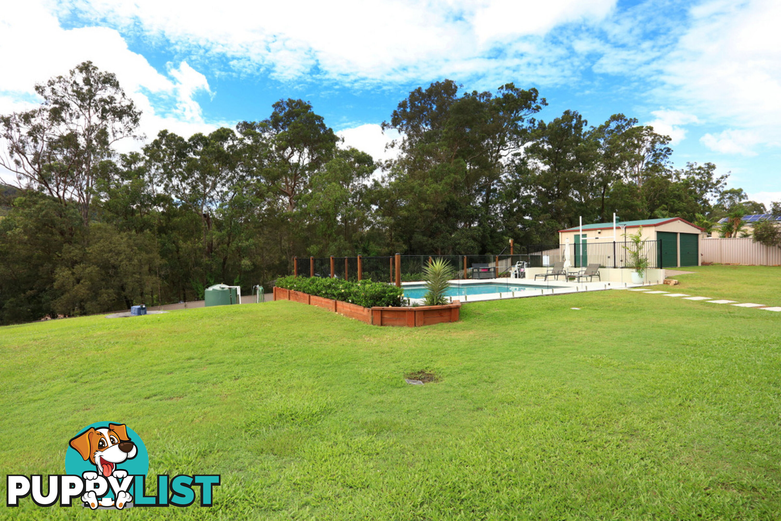 38 Mountain View Crest MOUNT NATHAN QLD 4211