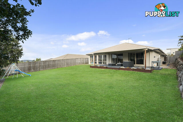 19 Laughlen Chase Pacific Pines QLD 4211