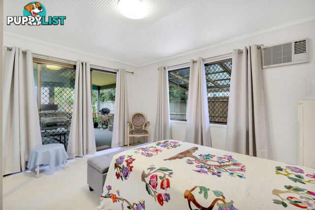 5 Brookside Road LABRADOR QLD 4215