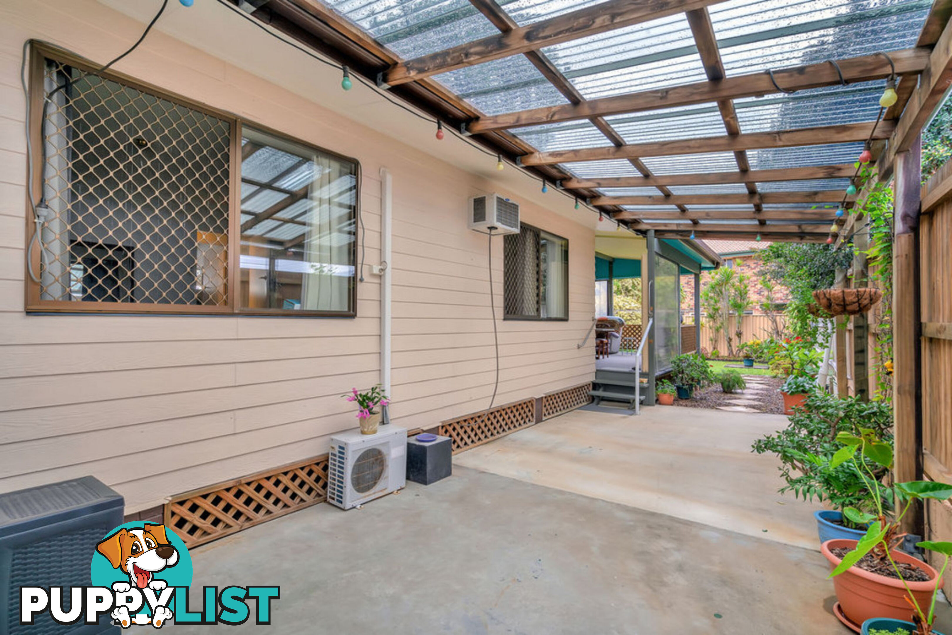 5 Brookside Road LABRADOR QLD 4215