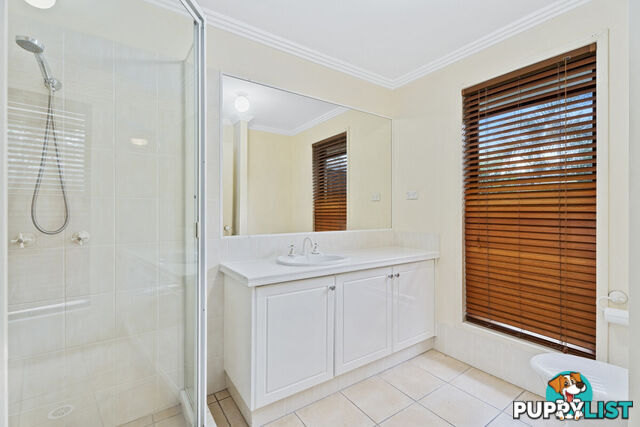 13 Martingale Circuit CLEAR ISLAND WATERS QLD 4226