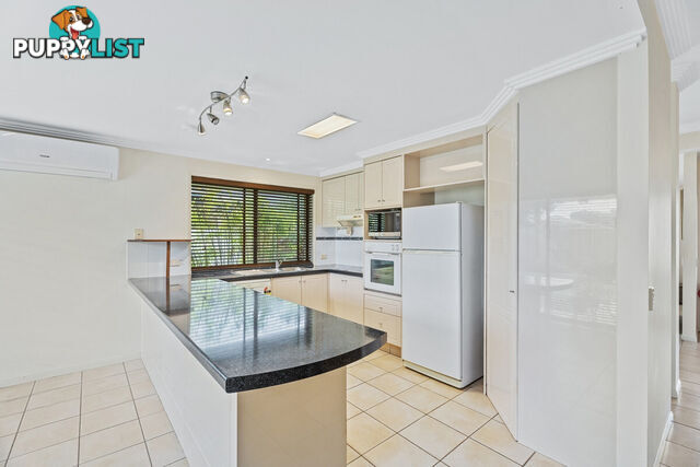 13 Martingale Circuit CLEAR ISLAND WATERS QLD 4226