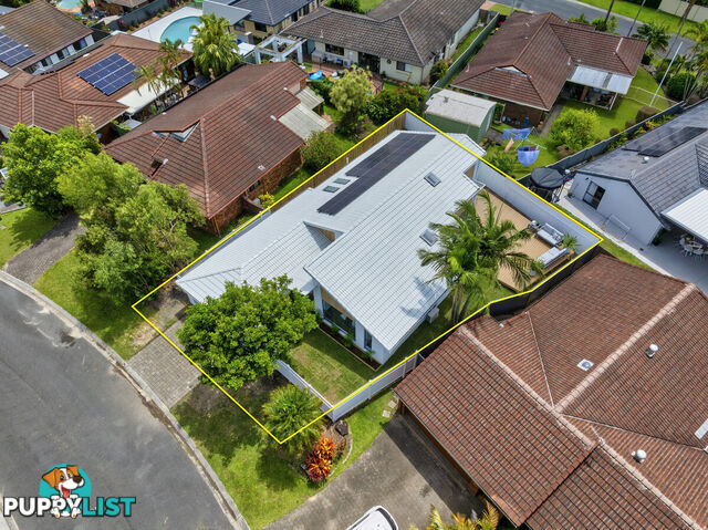 8 Roseville Court ROBINA QLD 4226