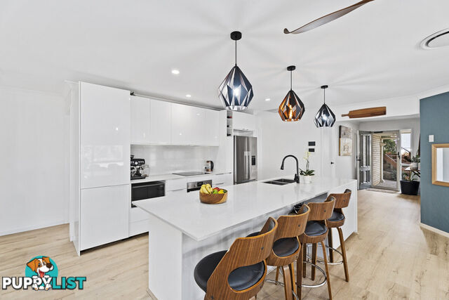 9 Tralee Court CARRARA QLD 4211