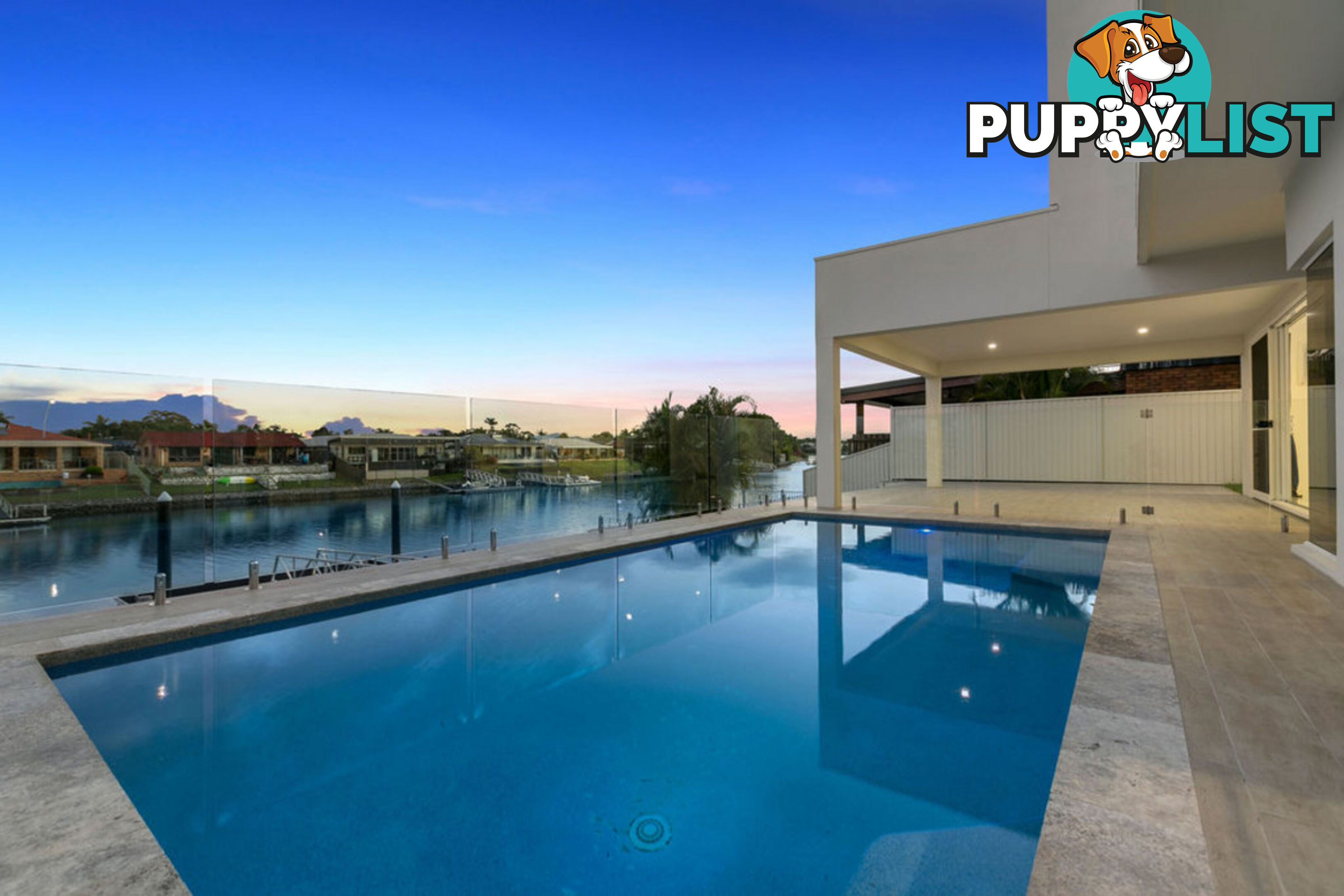 22 Mcilwain Drive MERMAID WATERS QLD 4218