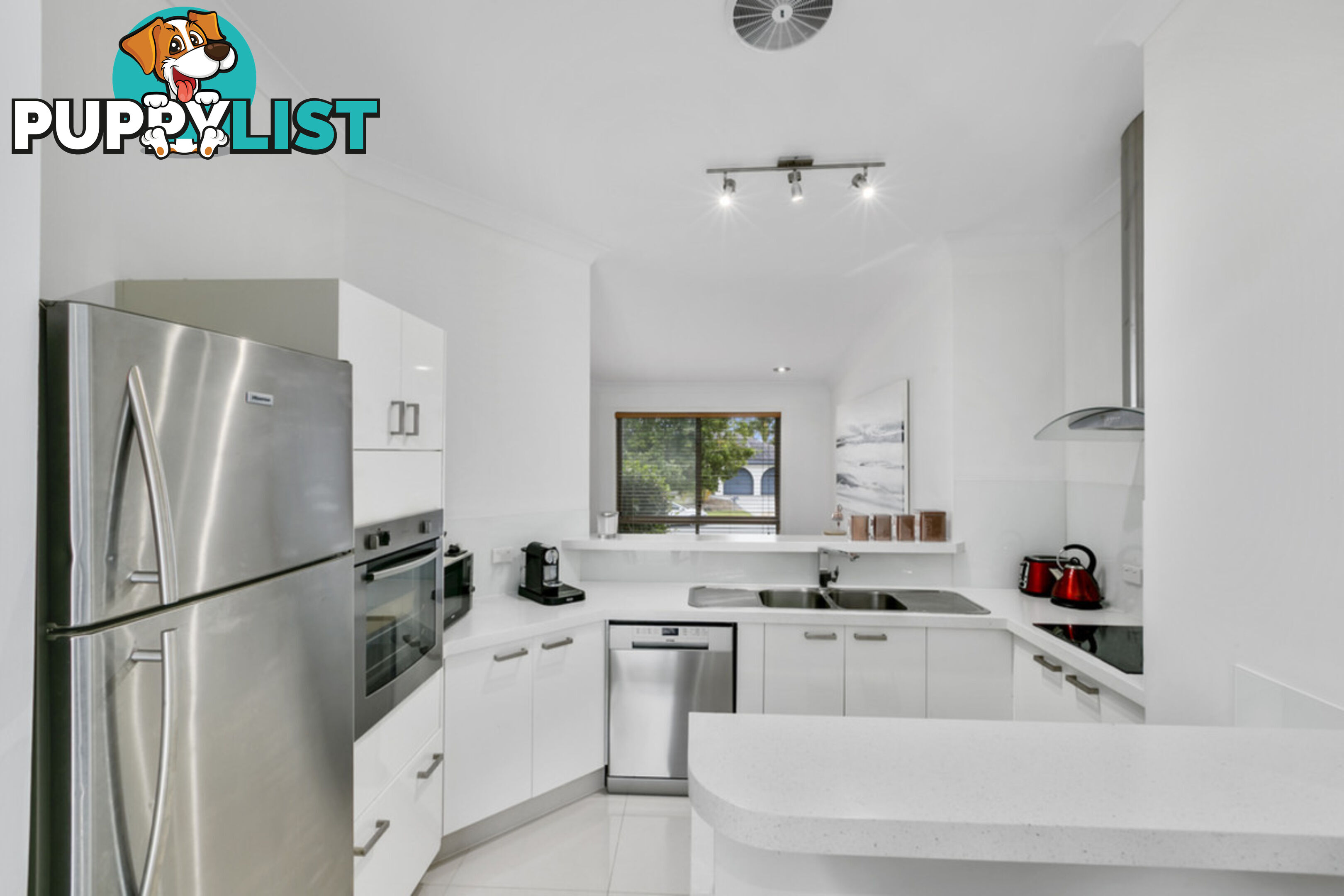 13 Bradstone Road CARRARA QLD 4211