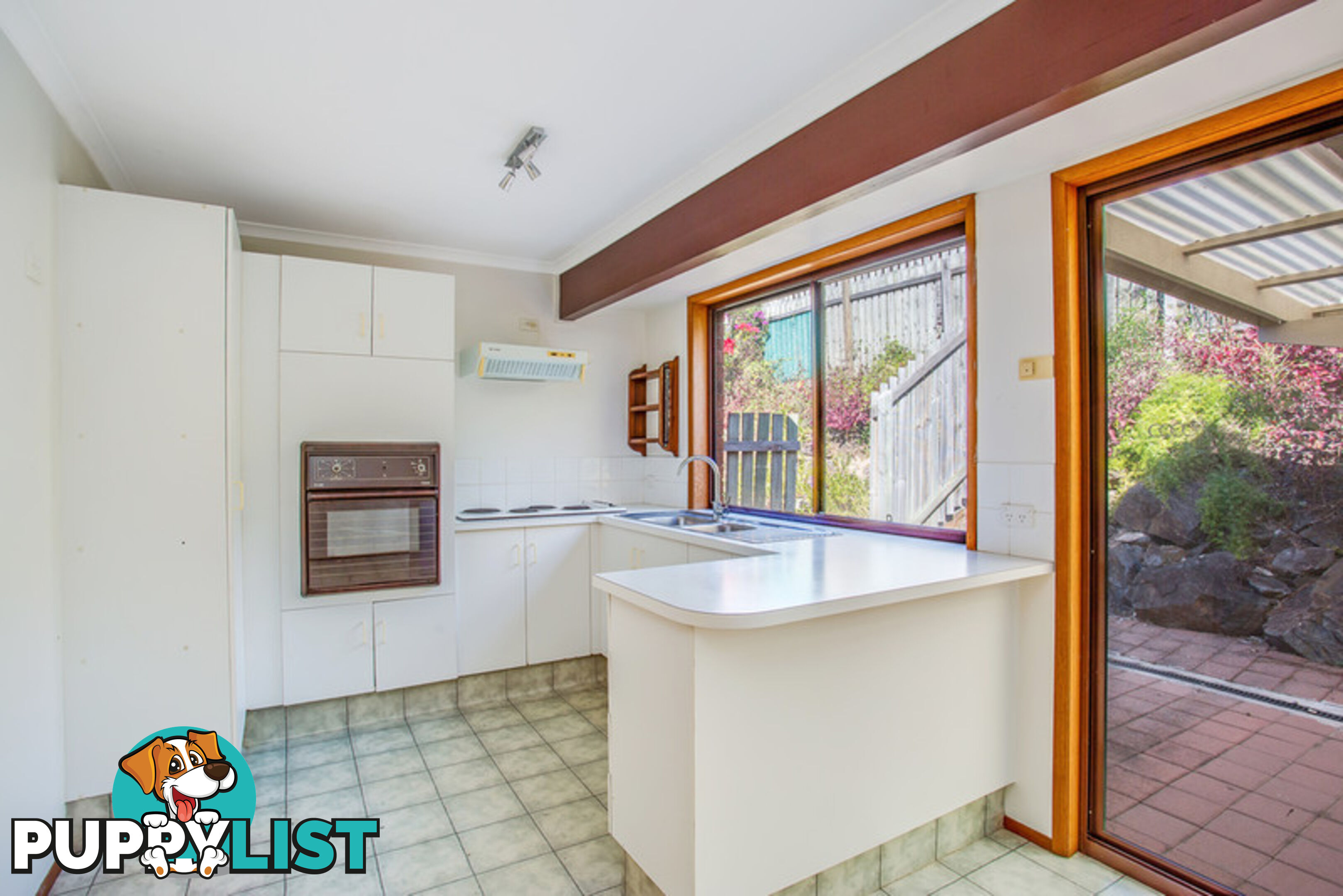 1 23 Richard Crescent Highland Park QLD 4211