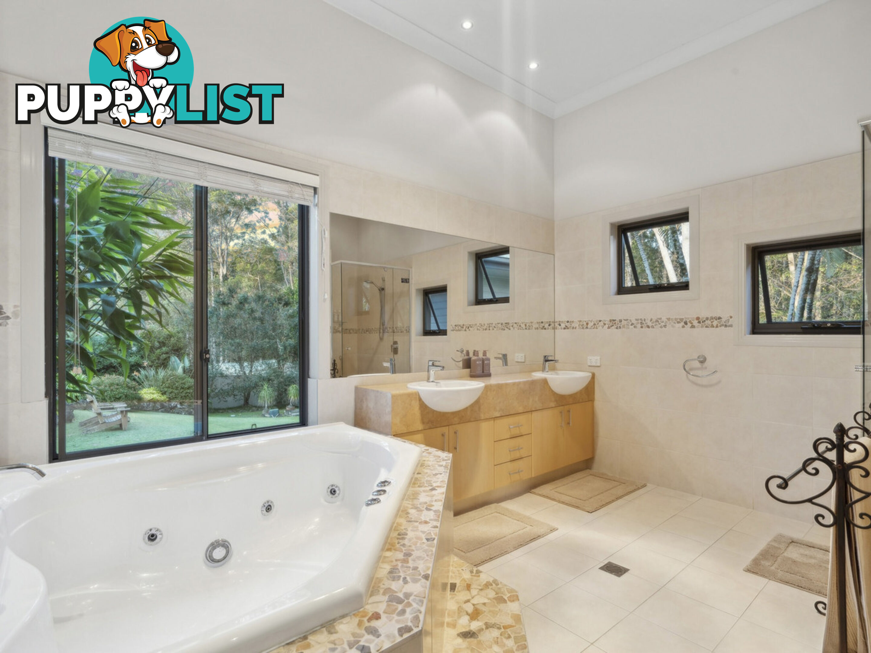 69 Lawnhill Drive NERANG QLD 4211