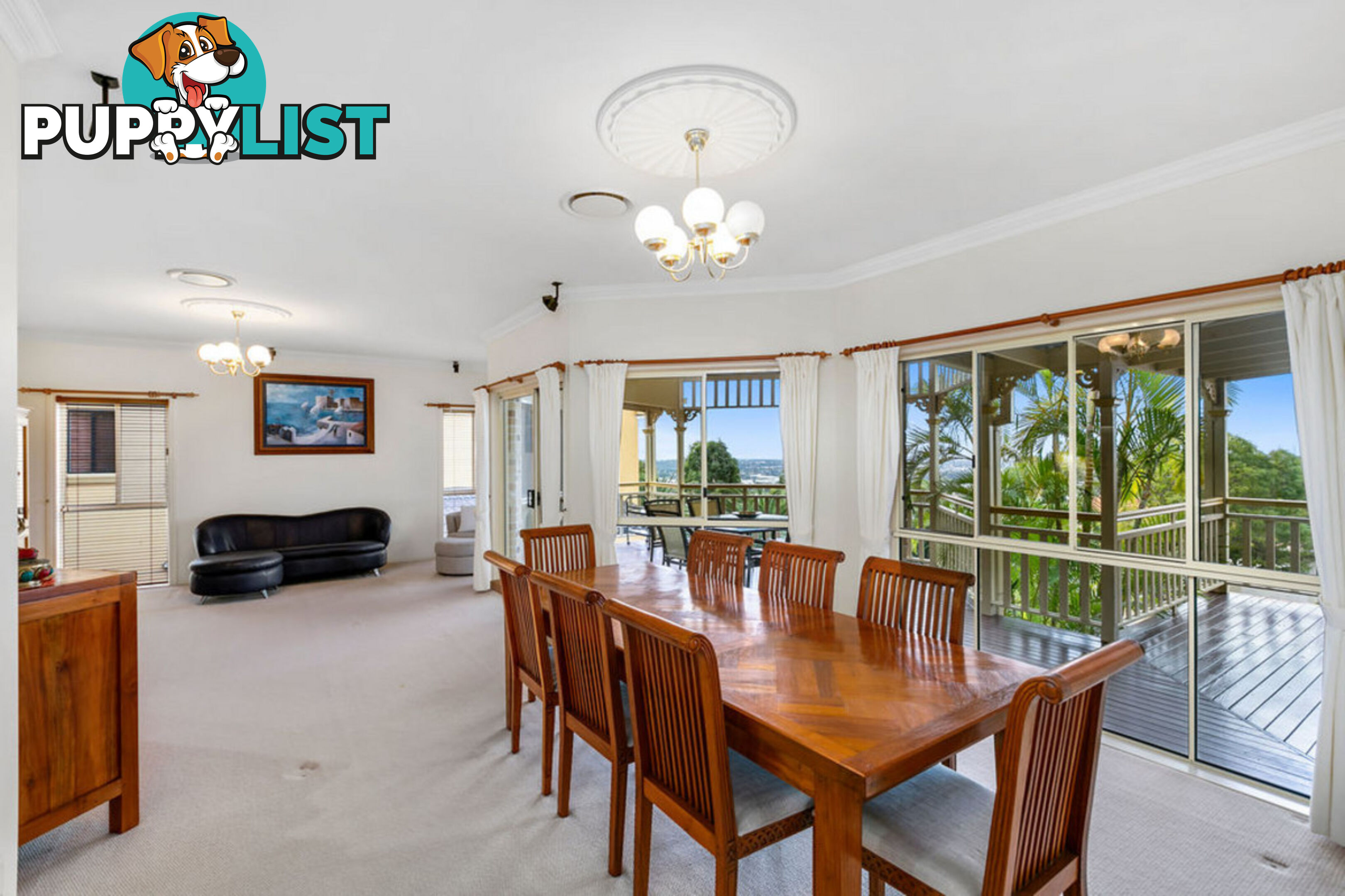 81 Armstrong Way HIGHLAND PARK QLD 4211