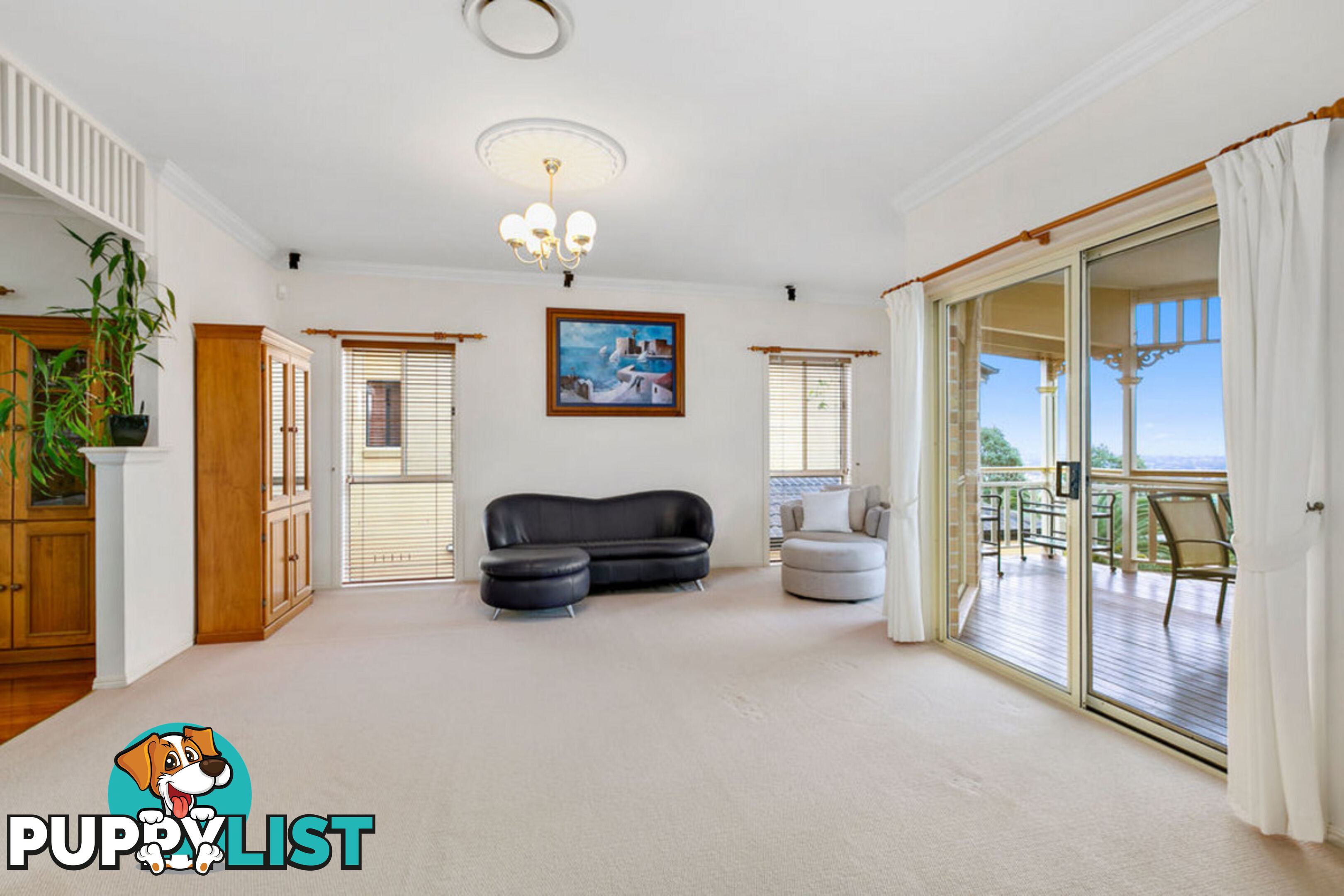 81 Armstrong Way HIGHLAND PARK QLD 4211