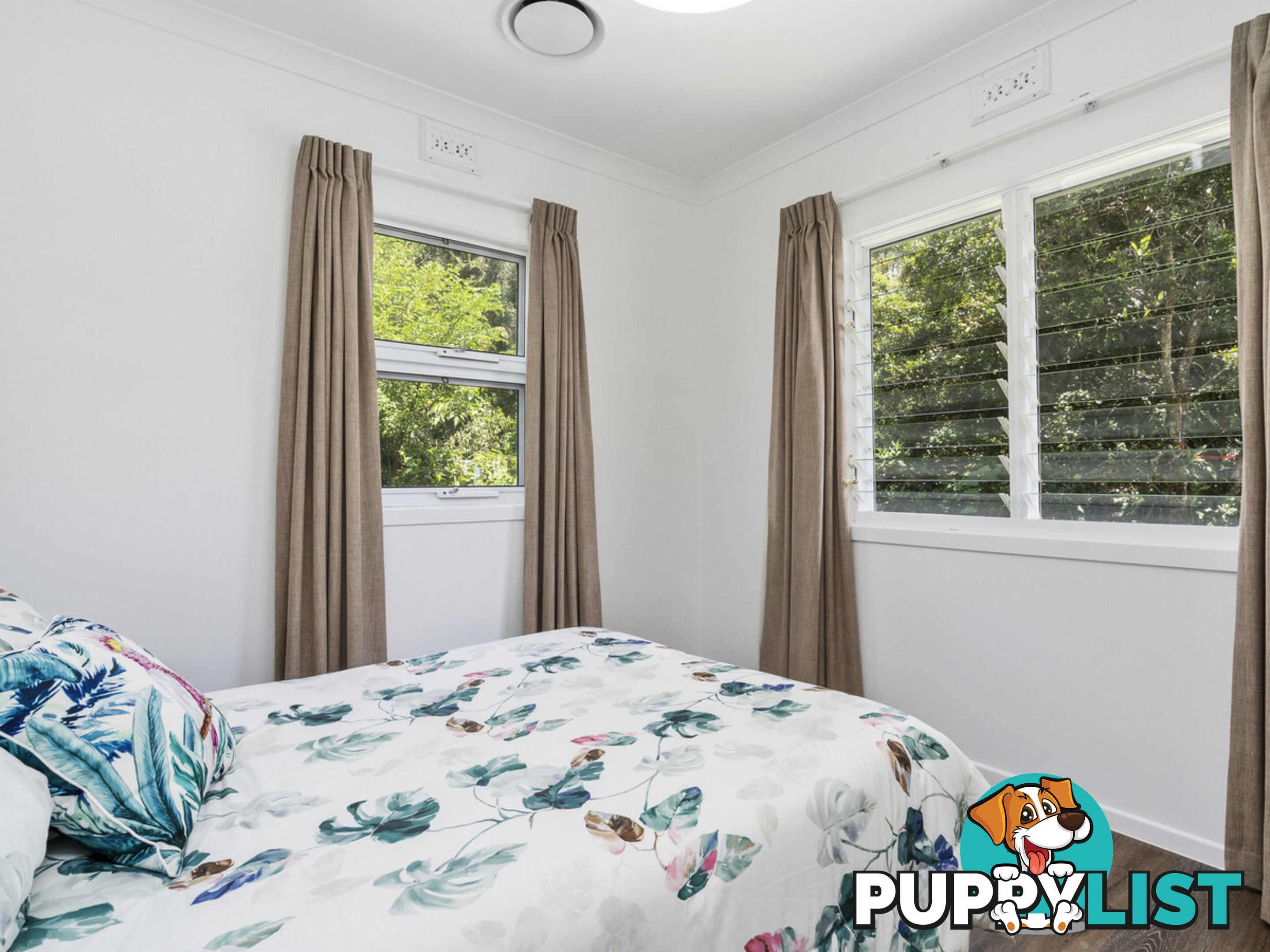 5-7 Lloyds Road SPRINGBROOK QLD 4213