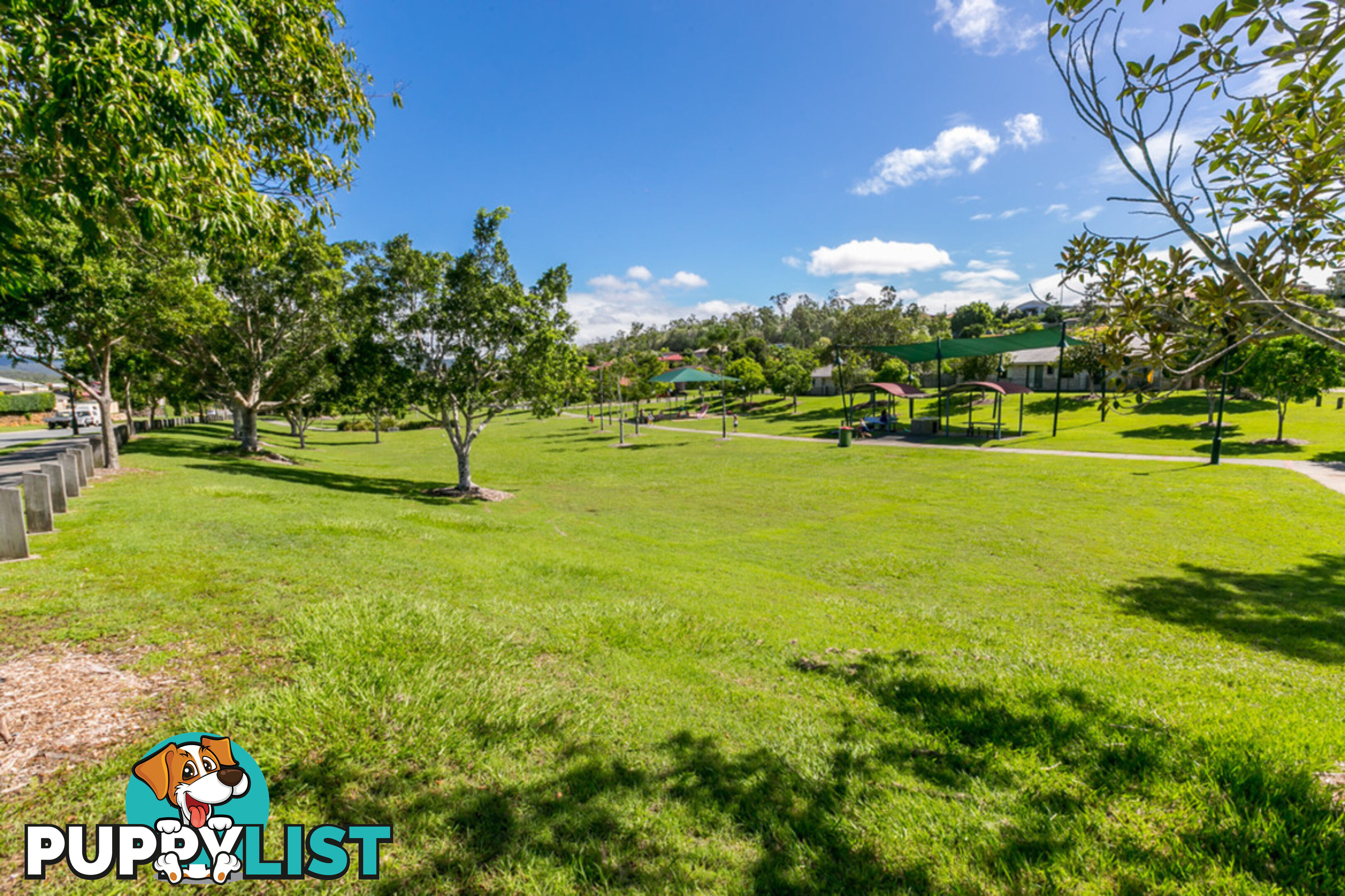 3 Tawanga Close PACIFIC PINES QLD 4211