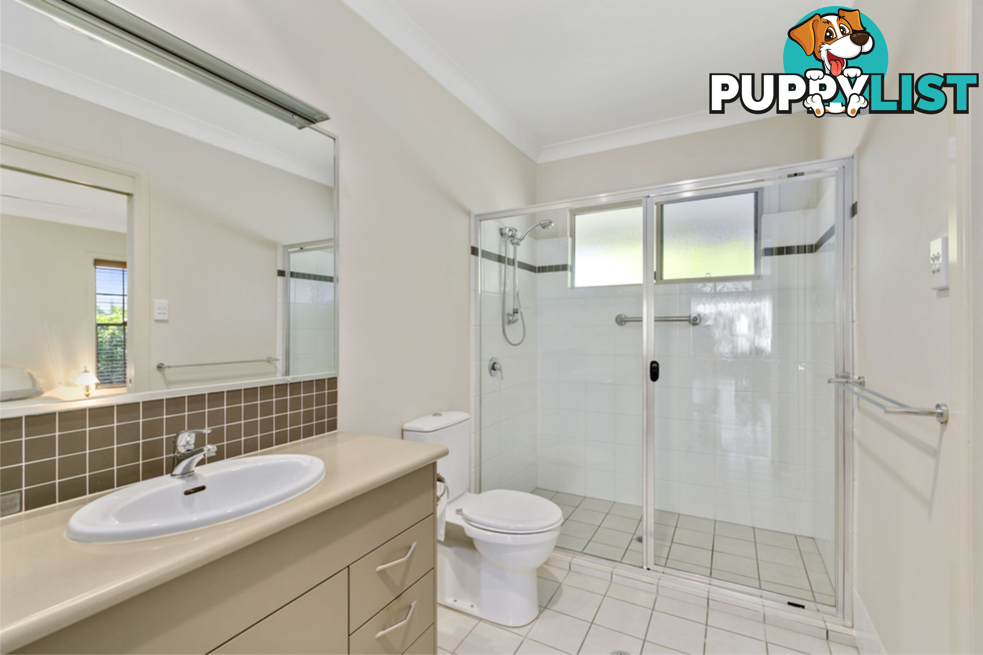 4 Chance Close HIGHLAND PARK QLD 4211