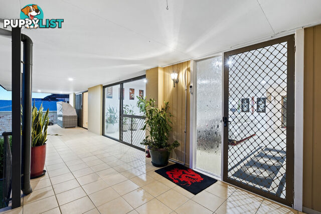 5 Summit Crescent CARRARA QLD 4211