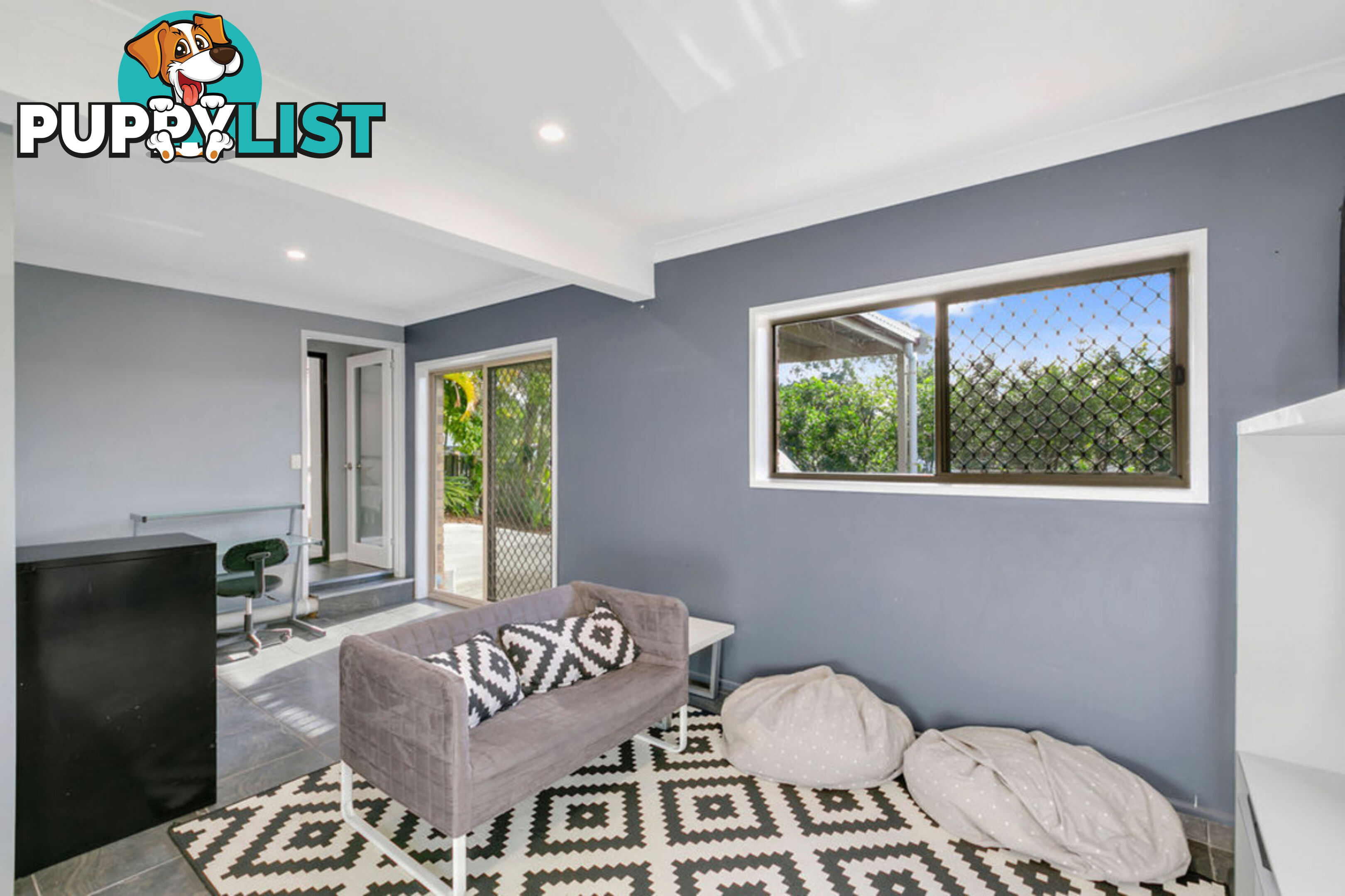 2 Garvie Place HIGHLAND PARK QLD 4211