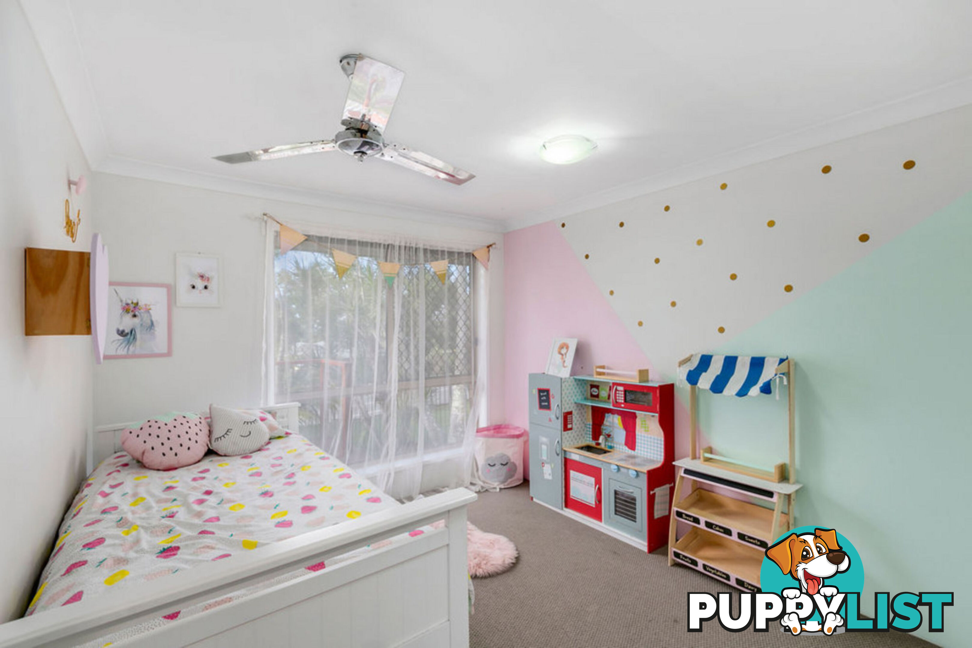 2 Garvie Place HIGHLAND PARK QLD 4211