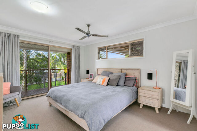 2 Garvie Place HIGHLAND PARK QLD 4211