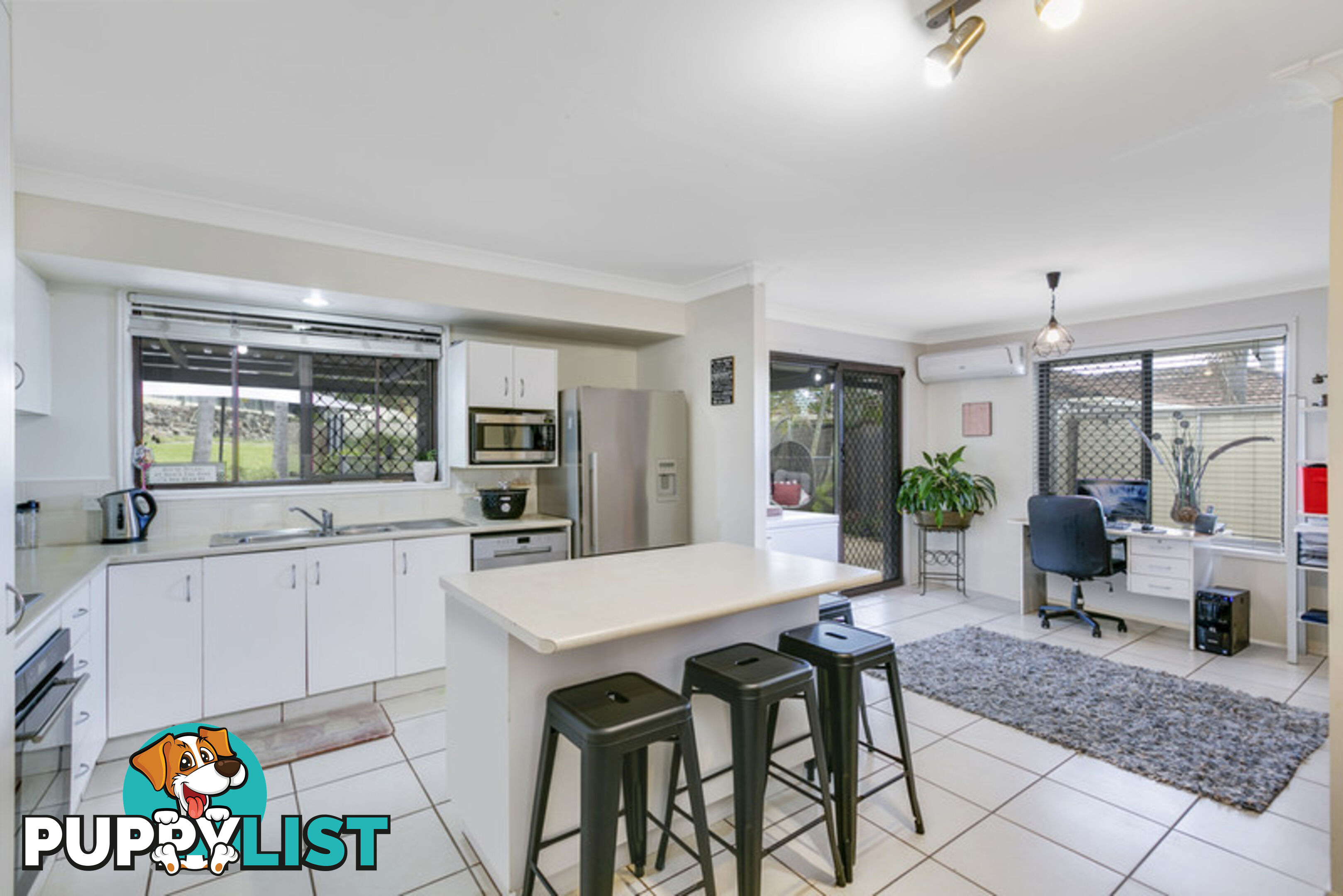 5 Verdant Place CARRARA QLD 4211