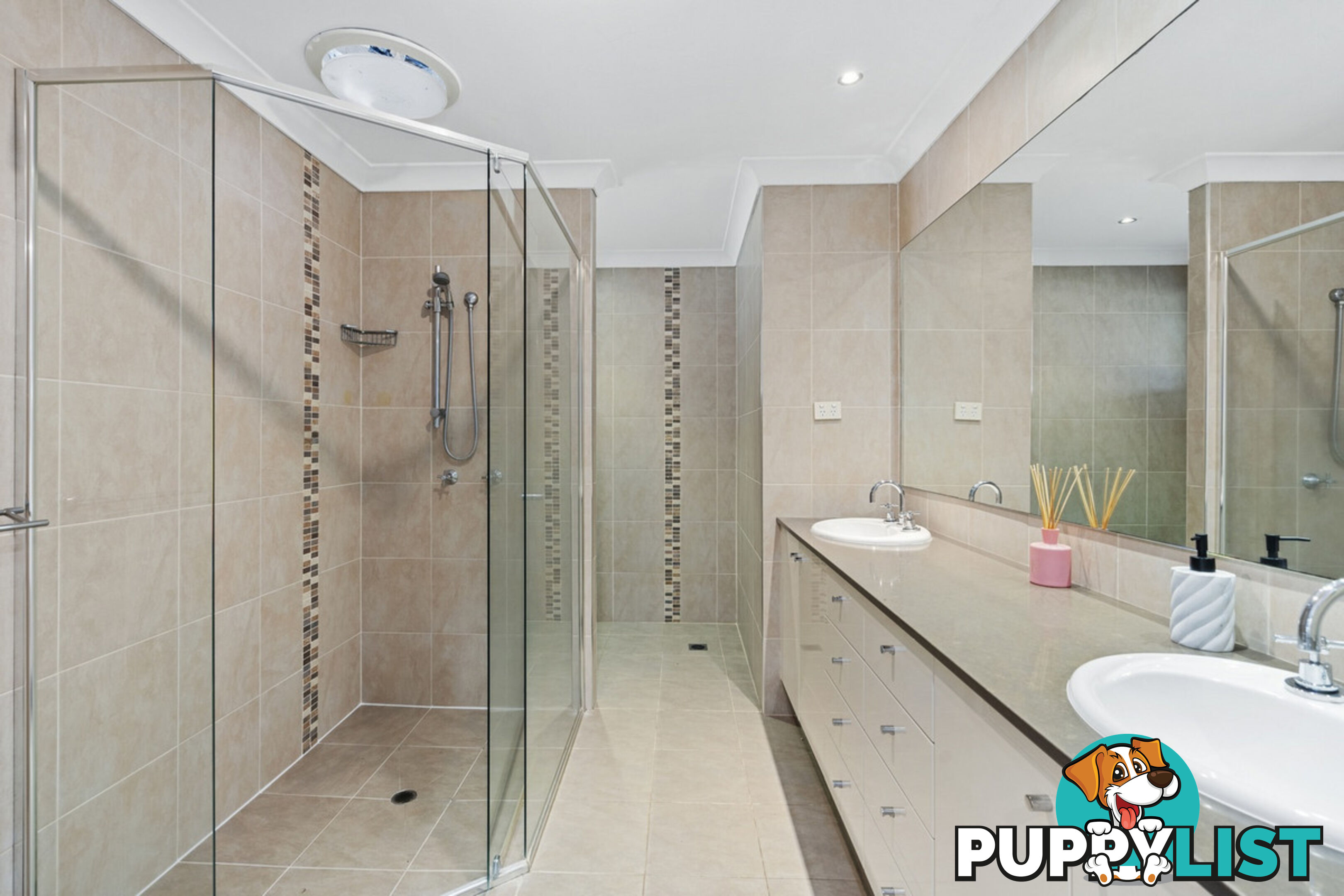 53 Nerang River Drive NERANG QLD 4211