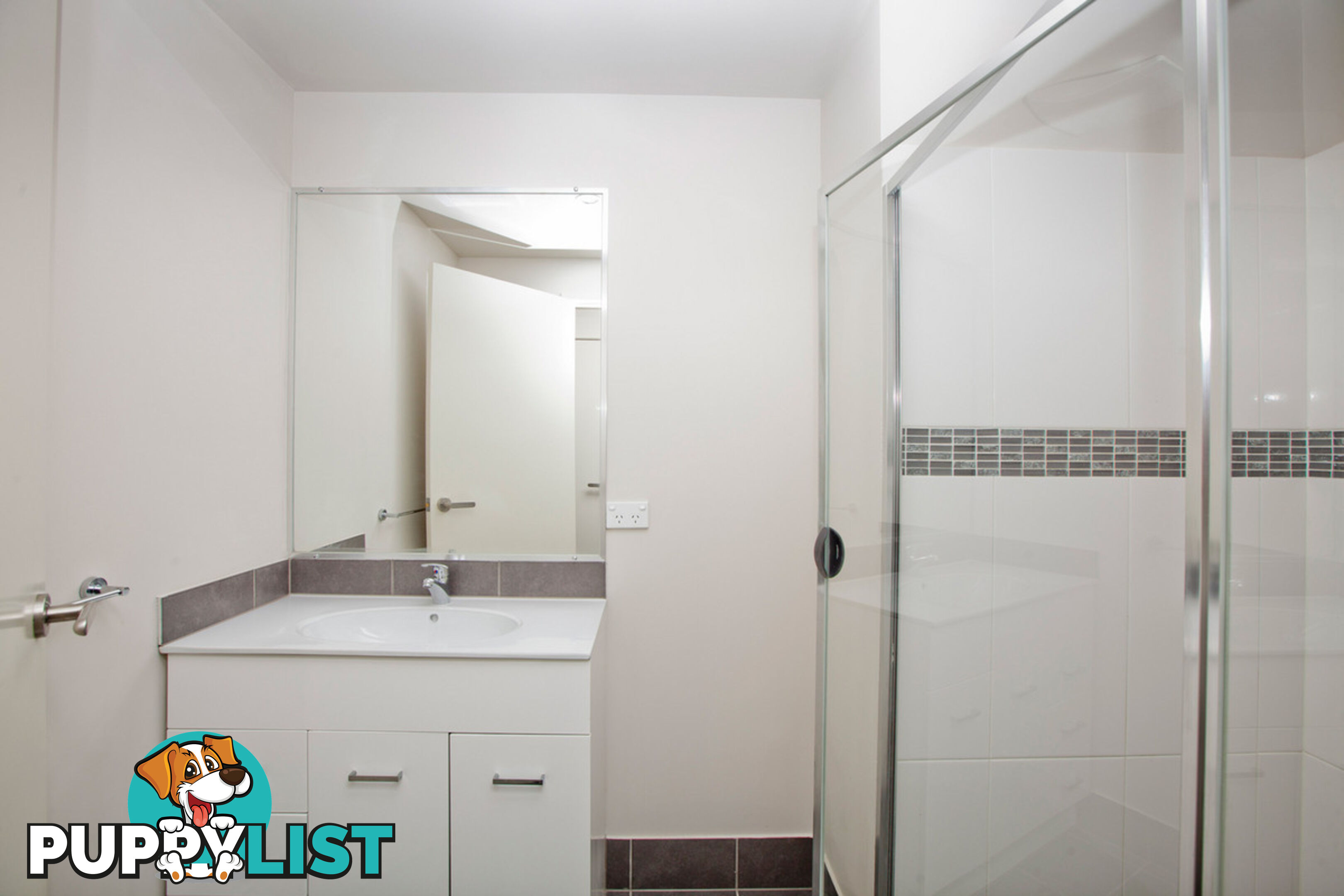 121/1 Bowden Court NERANG QLD 4211