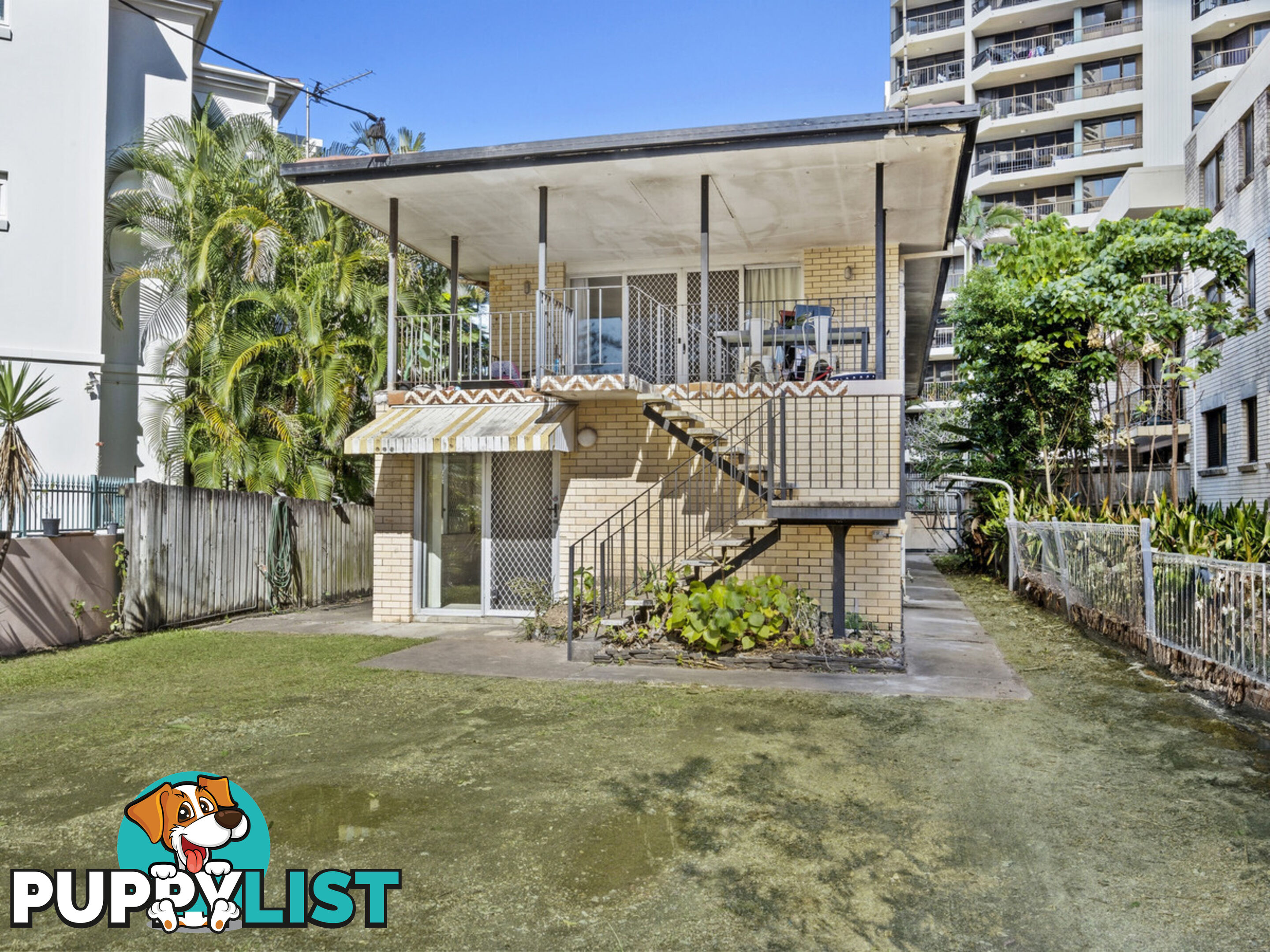 2/12 Markwell Avenue SURFERS PARADISE QLD 4217
