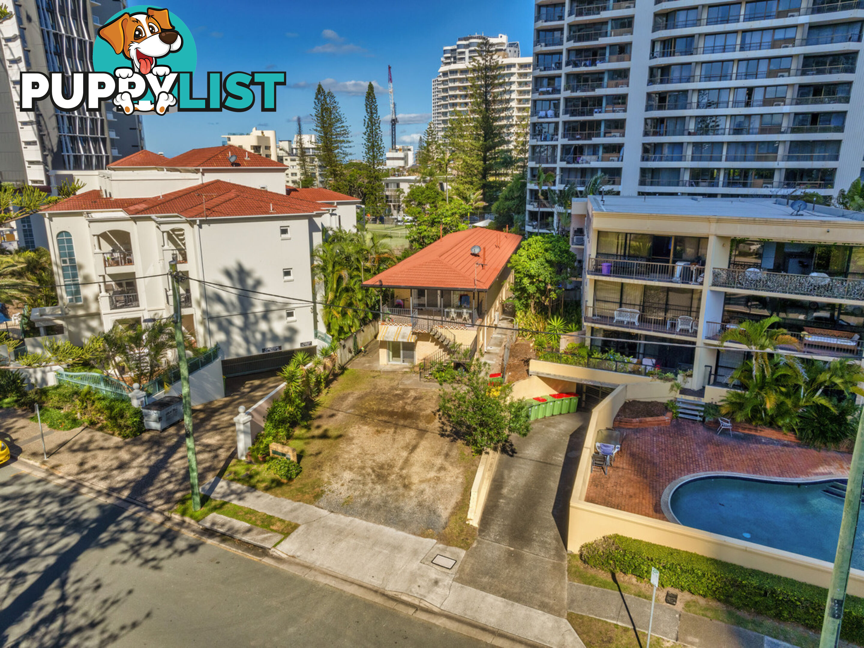 2/12 Markwell Avenue SURFERS PARADISE QLD 4217