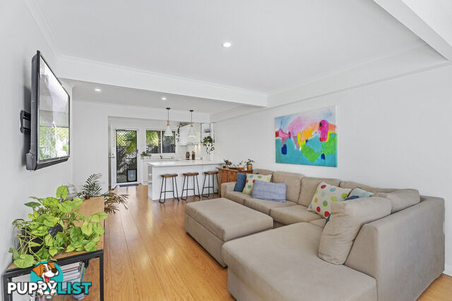 61/125 Pappas Way CARRARA QLD 4211