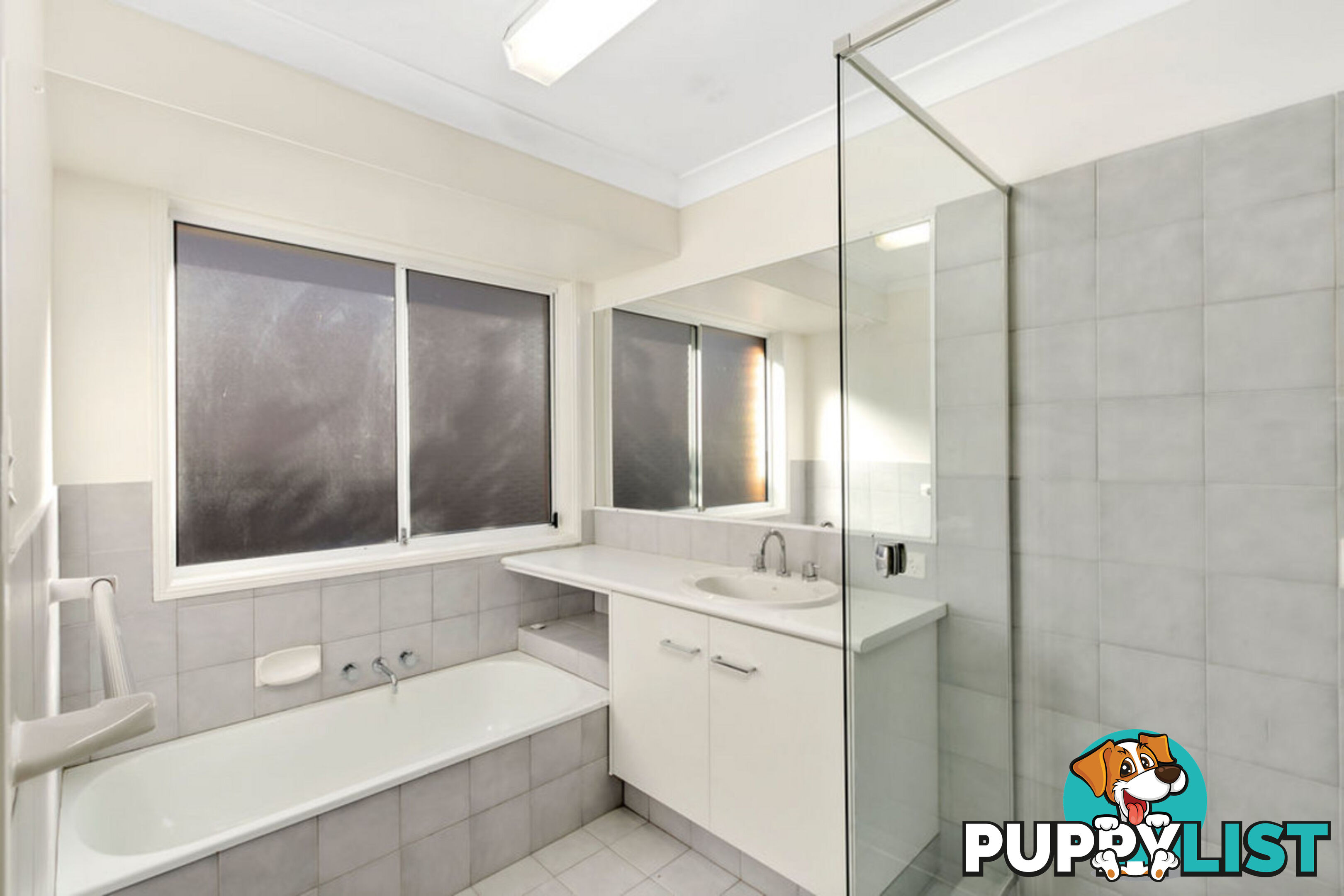 26 Kincaid Drive HIGHLAND PARK QLD 4211