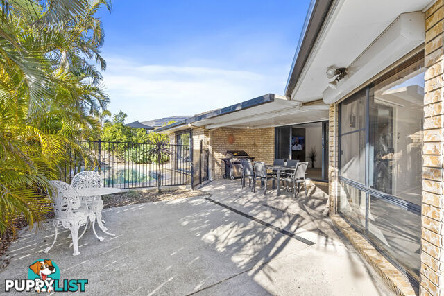 4 Colong Court PACIFIC PINES QLD 4211