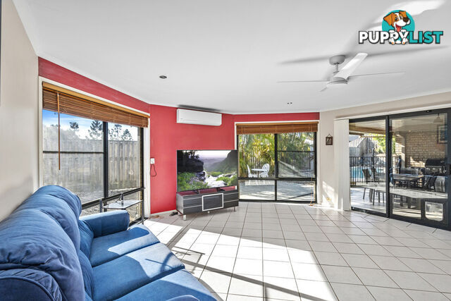 4 Colong Court PACIFIC PINES QLD 4211