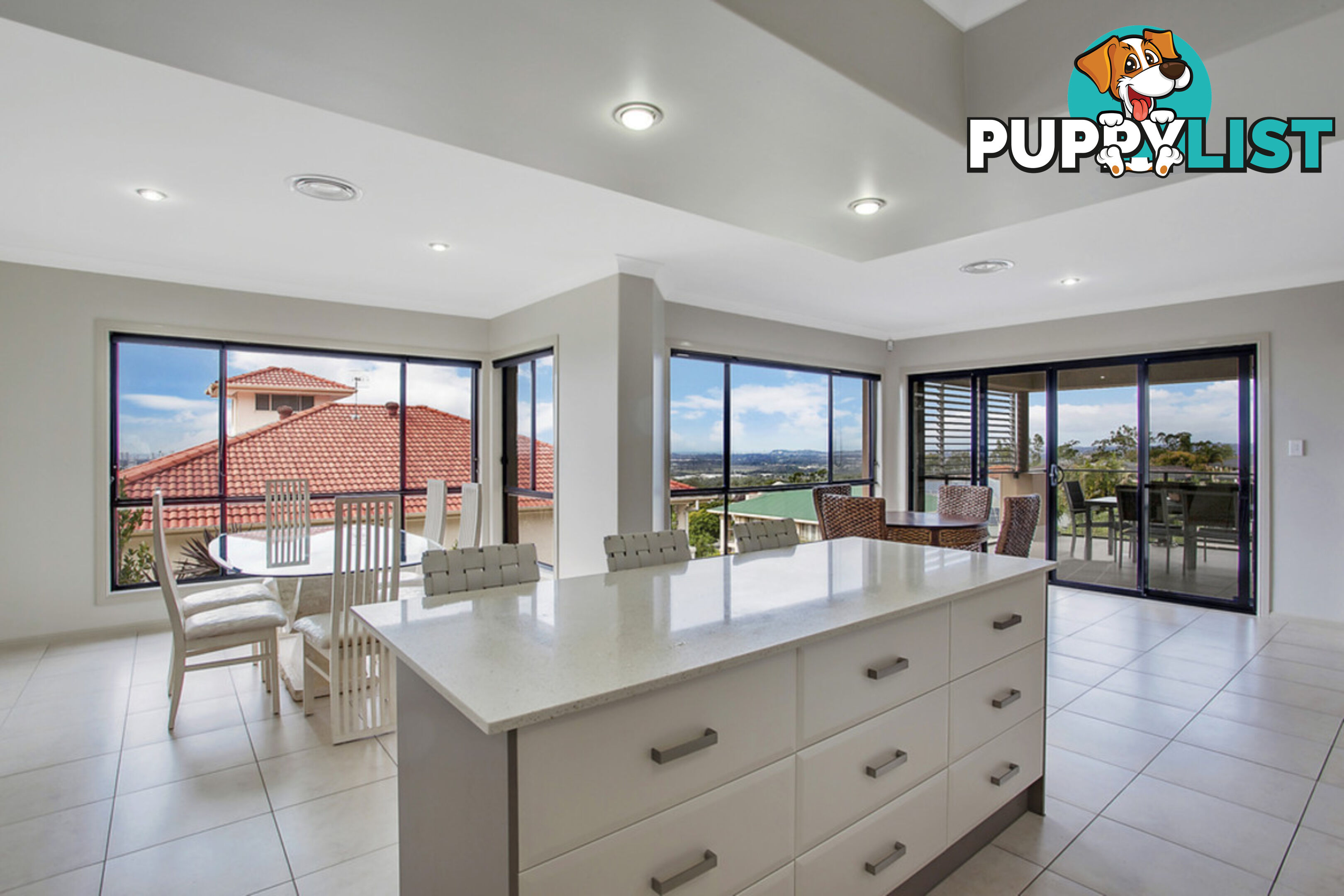 1 Chevron Rise HIGHLAND PARK QLD 4211