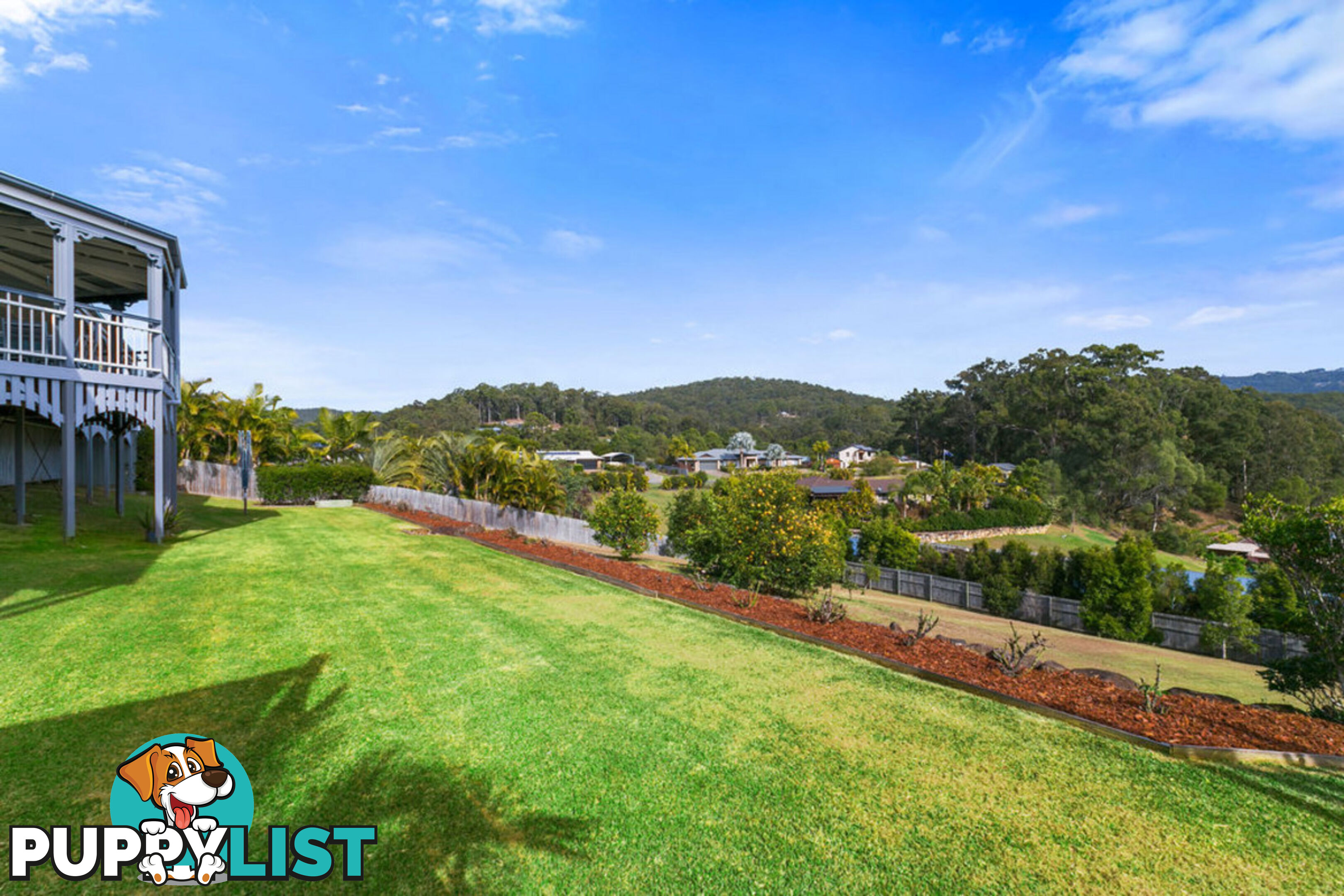 25 Mountain View Crest MOUNT NATHAN QLD 4211