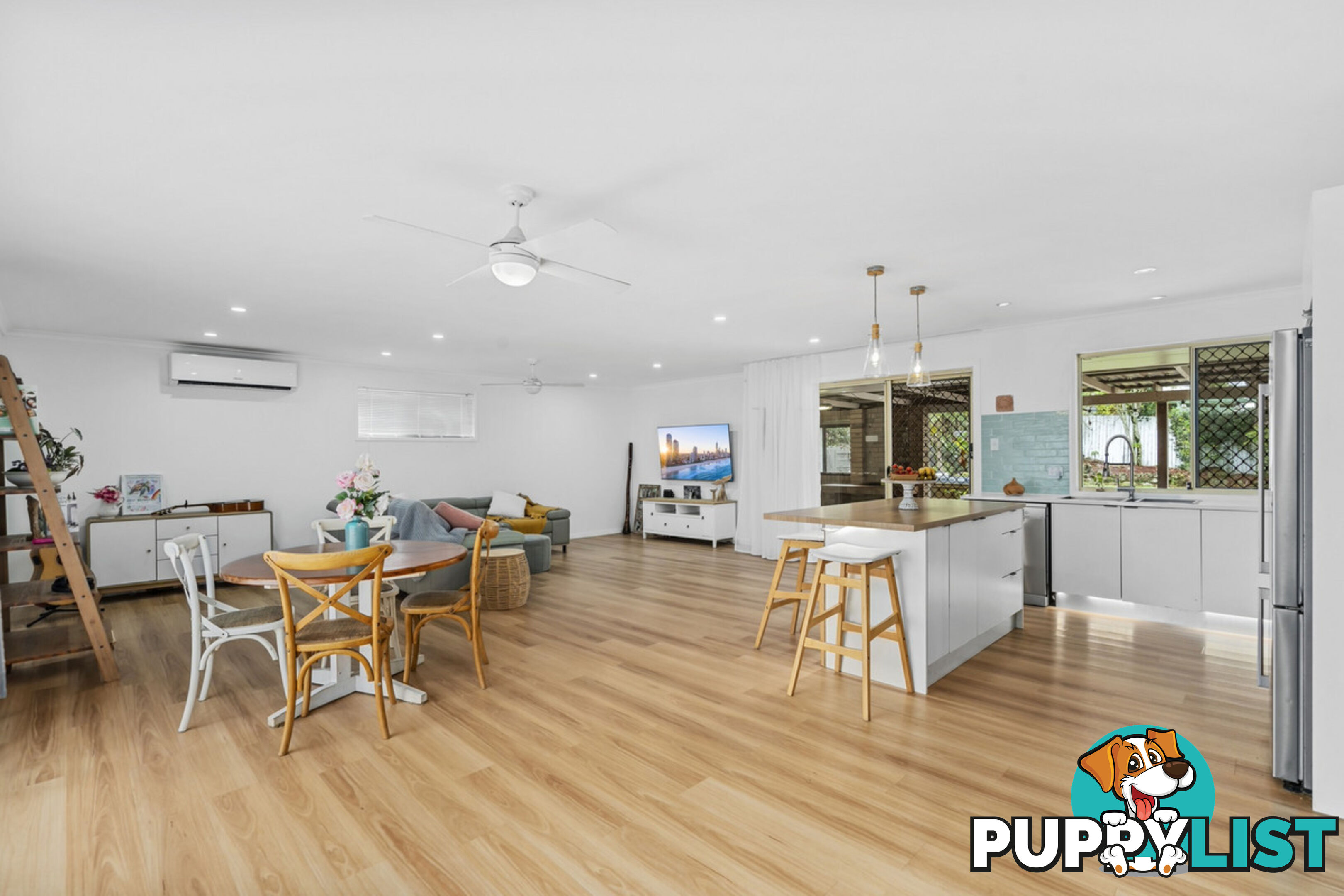 21 Saxon Court NERANG QLD 4211