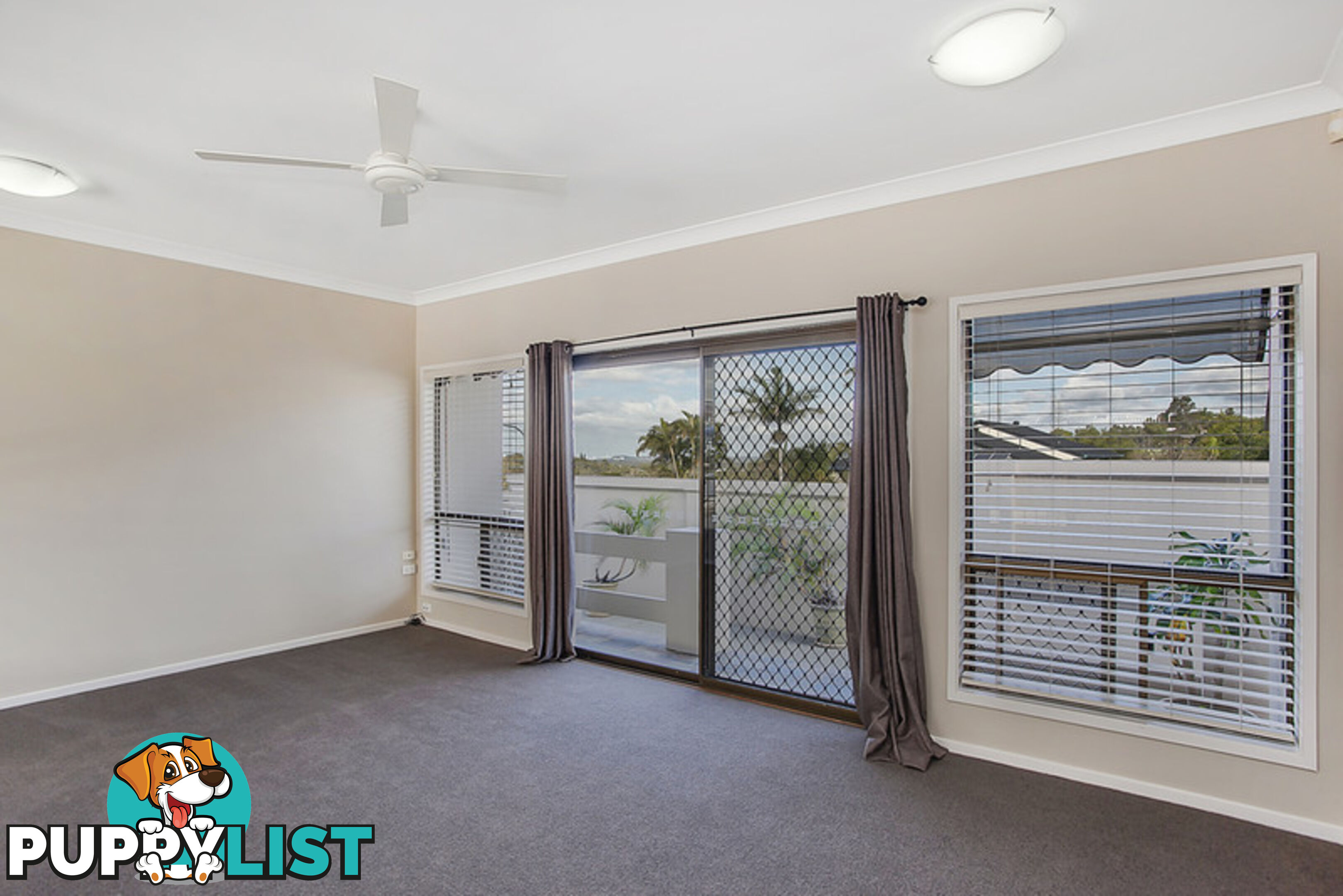 1 Jindabyne Court HIGHLAND PARK QLD 4211