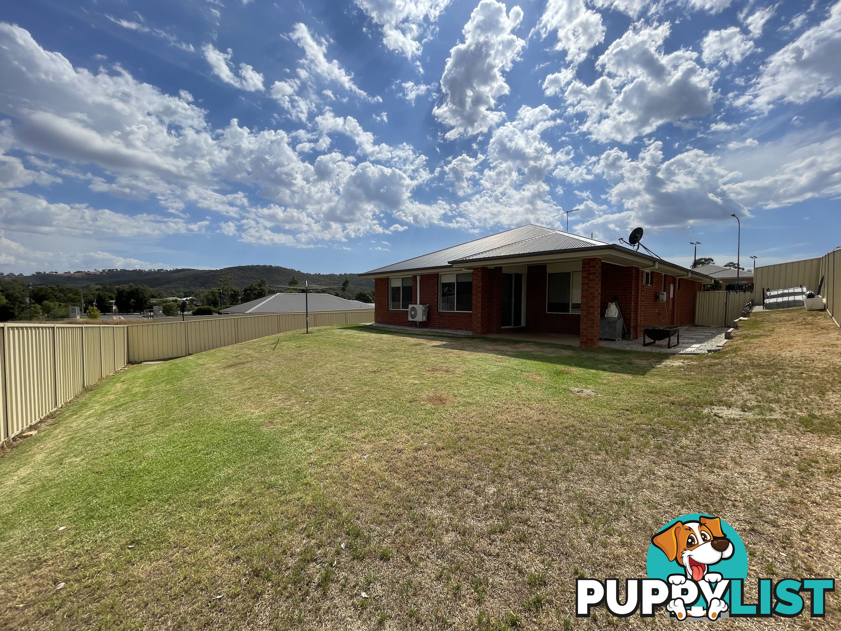 16 Harry Crescent HAMILTON VALLEY NSW 2641