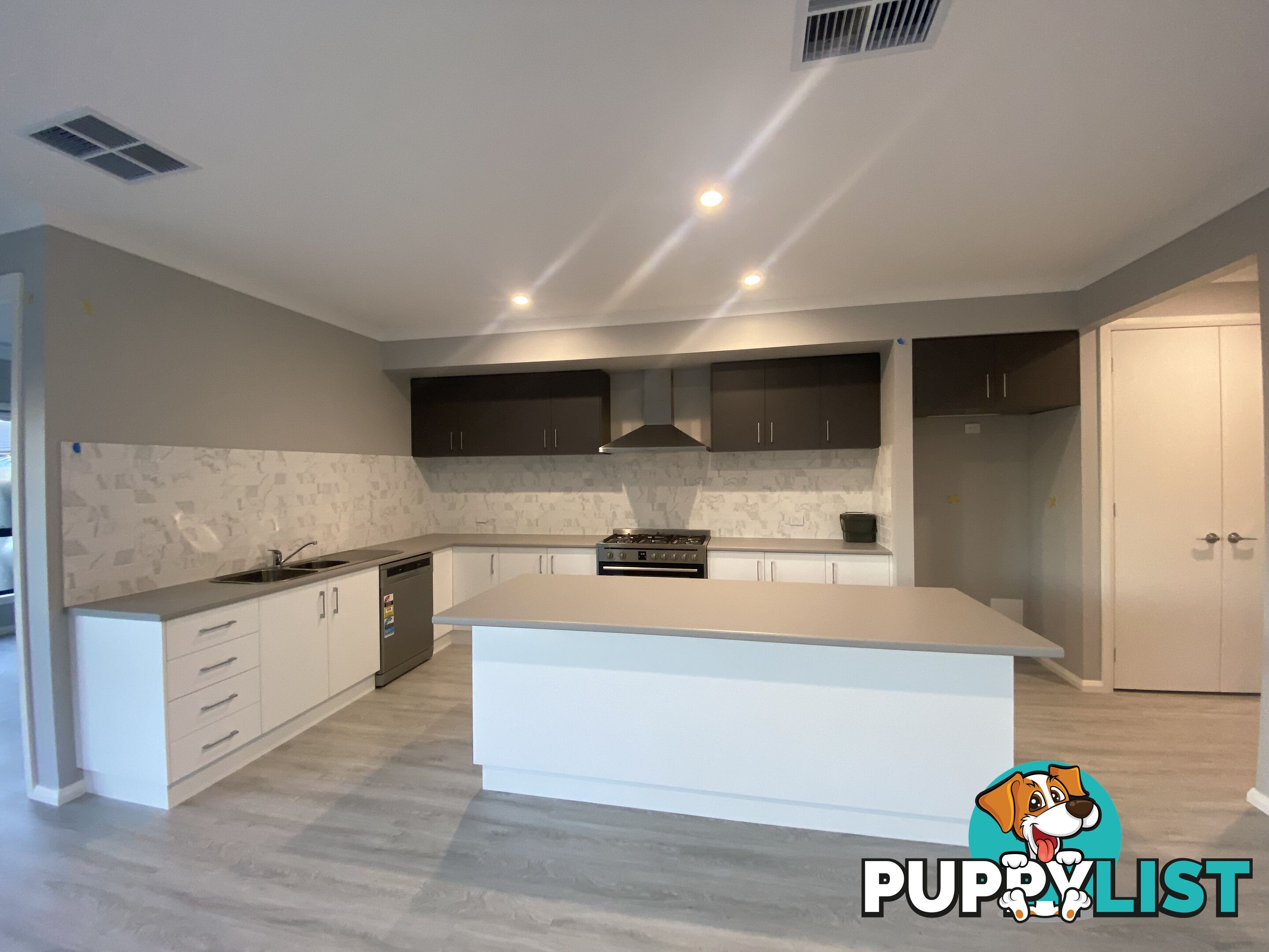 5 Holly Tree Court JINDERA NSW 2642