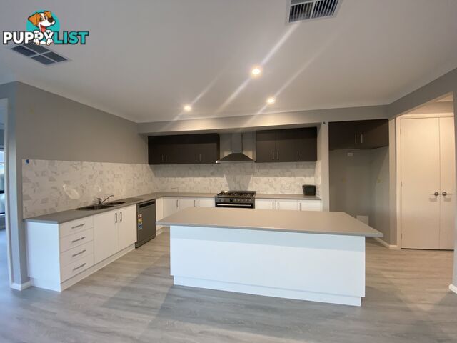 5 Holly Tree Court JINDERA NSW 2642