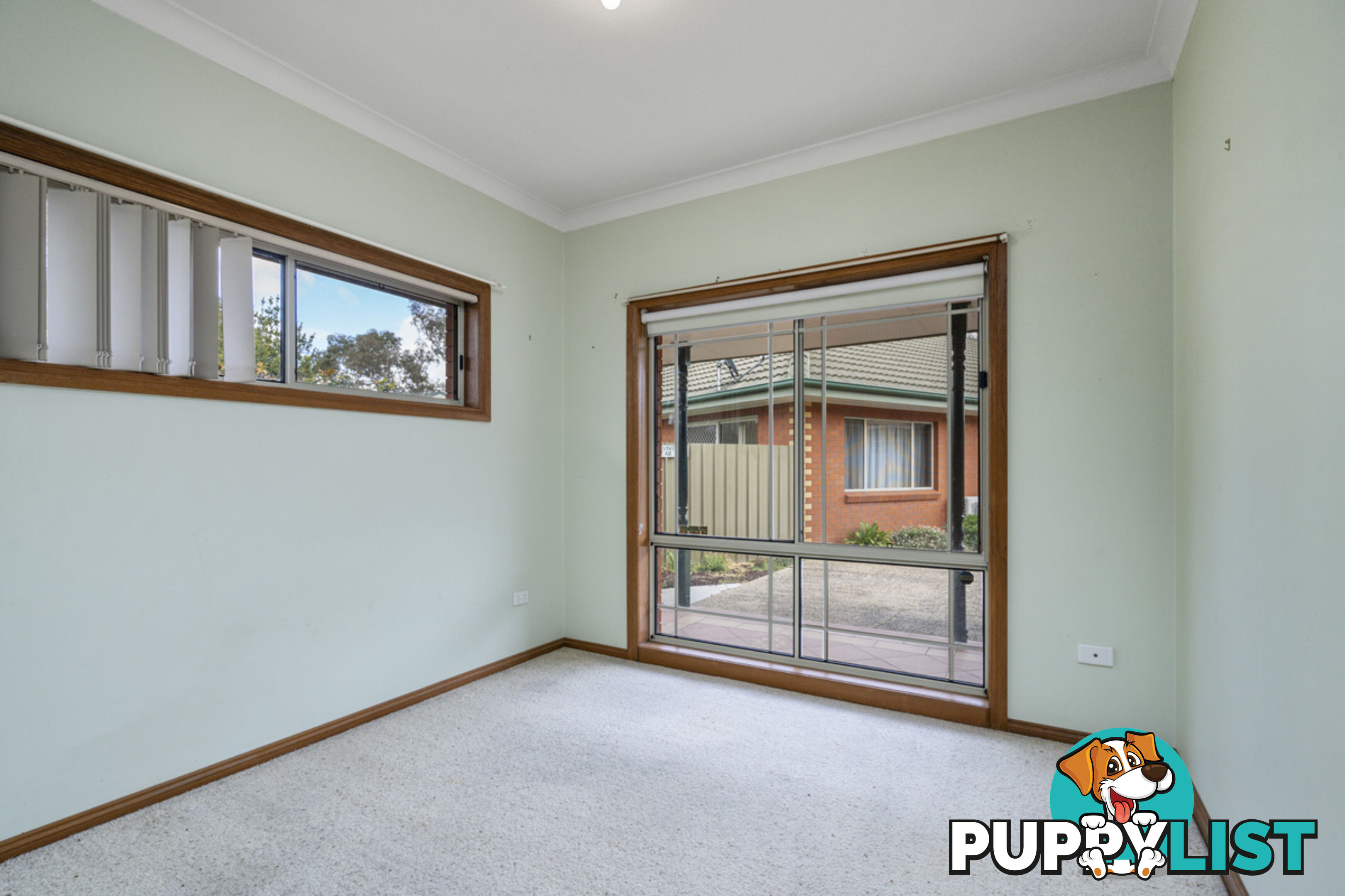 2 540 Margaret Place LAVINGTON NSW 2641