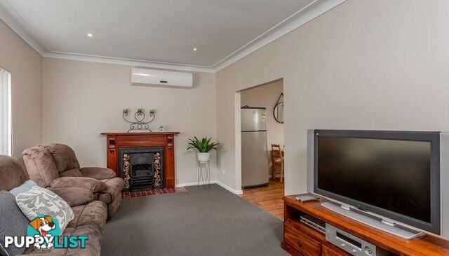 222 Kooba Street NORTH ALBURY NSW 2640