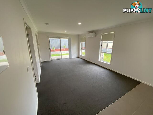 65B Carstens Street LAVINGTON NSW 2641