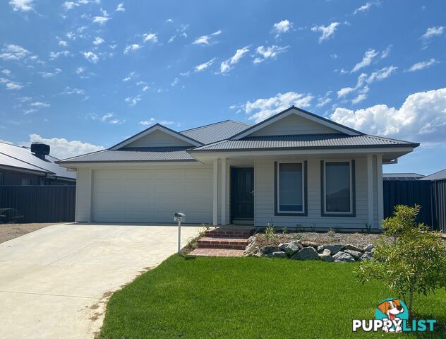 25 Yorkshire Road THURGOONA NSW 2640