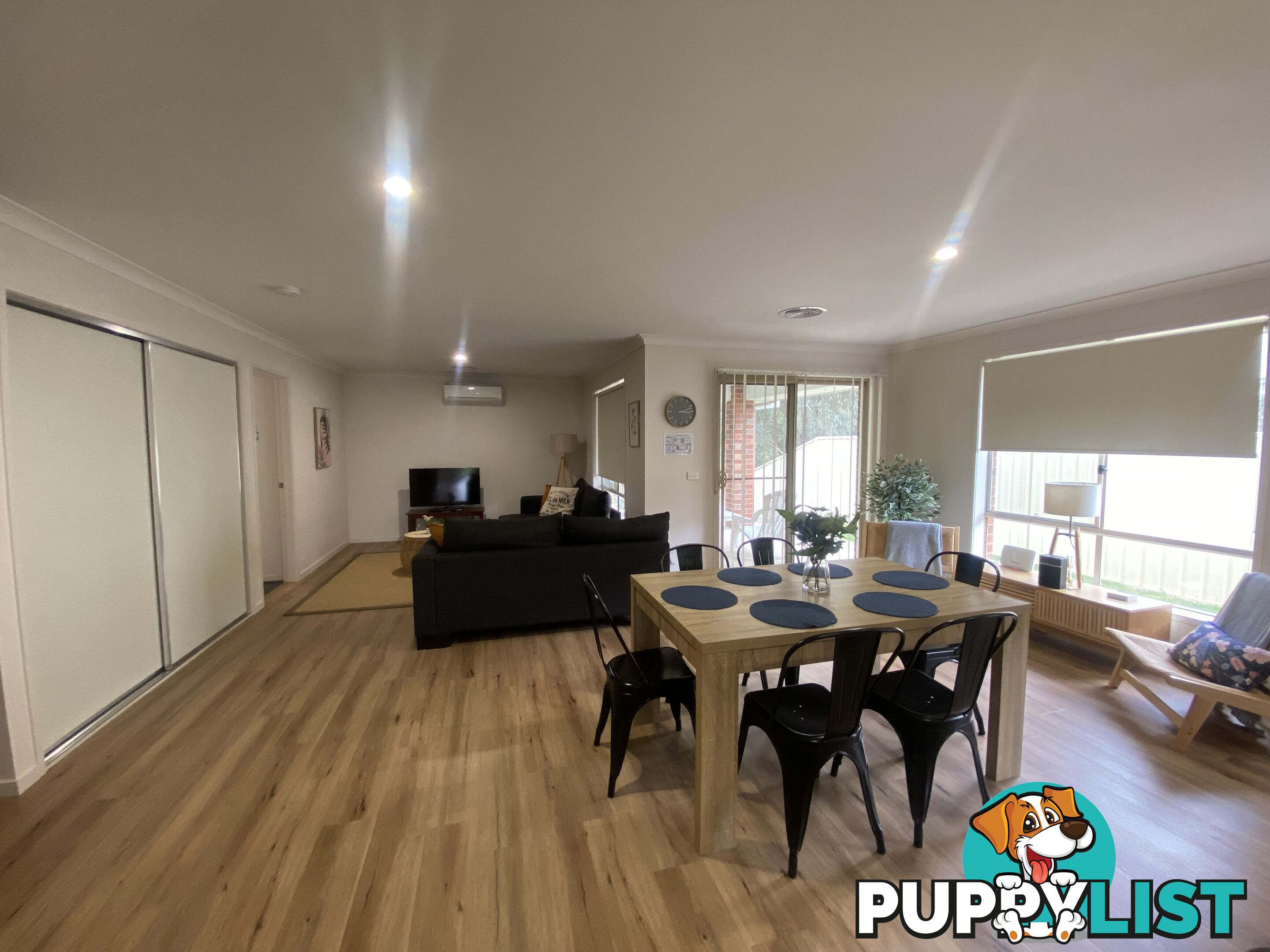 60 Royce Crescent LAVINGTON NSW 2641