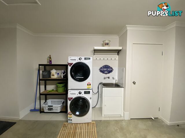 60 Royce Crescent LAVINGTON NSW 2641