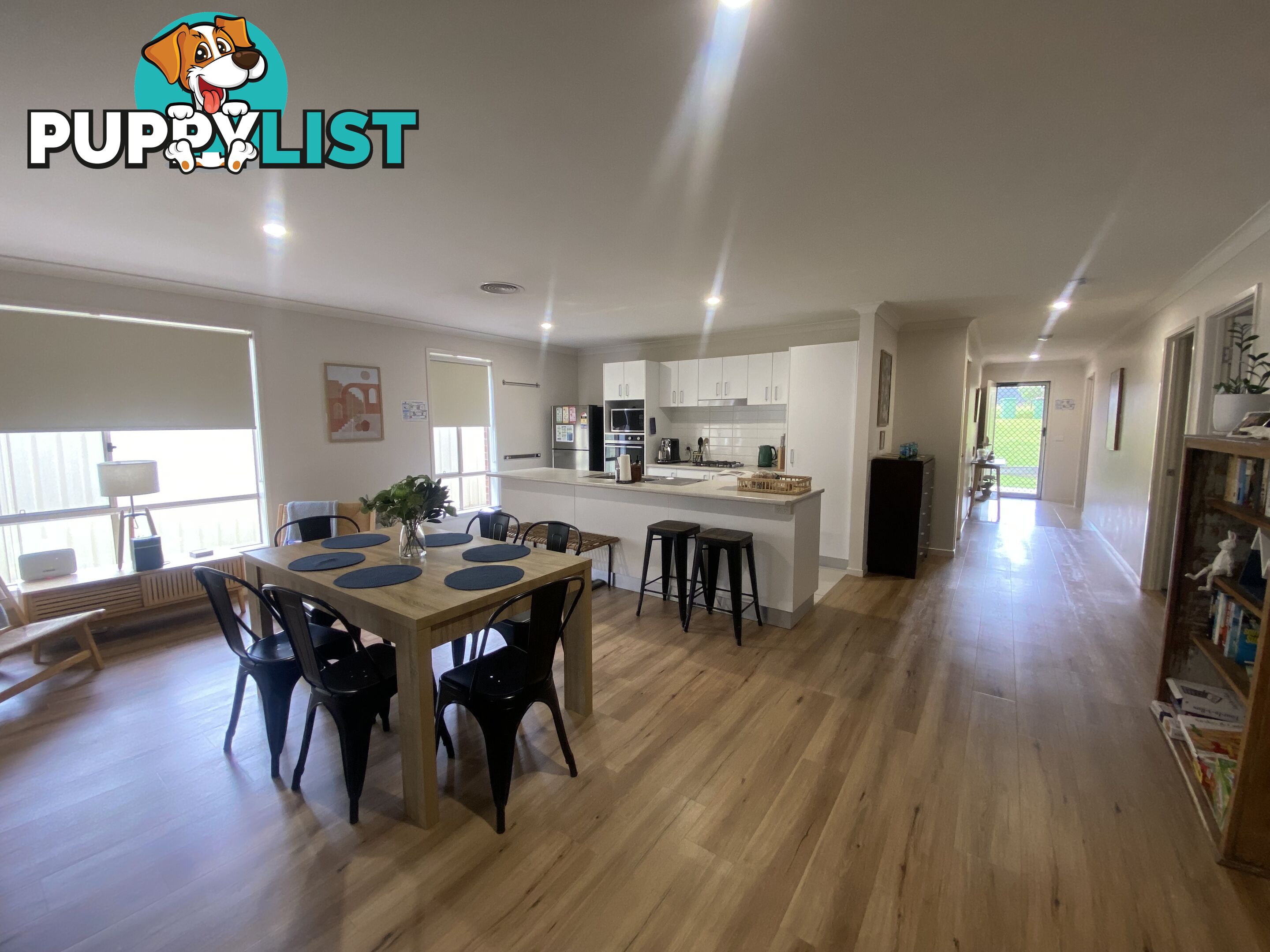 60 Royce Crescent LAVINGTON NSW 2641