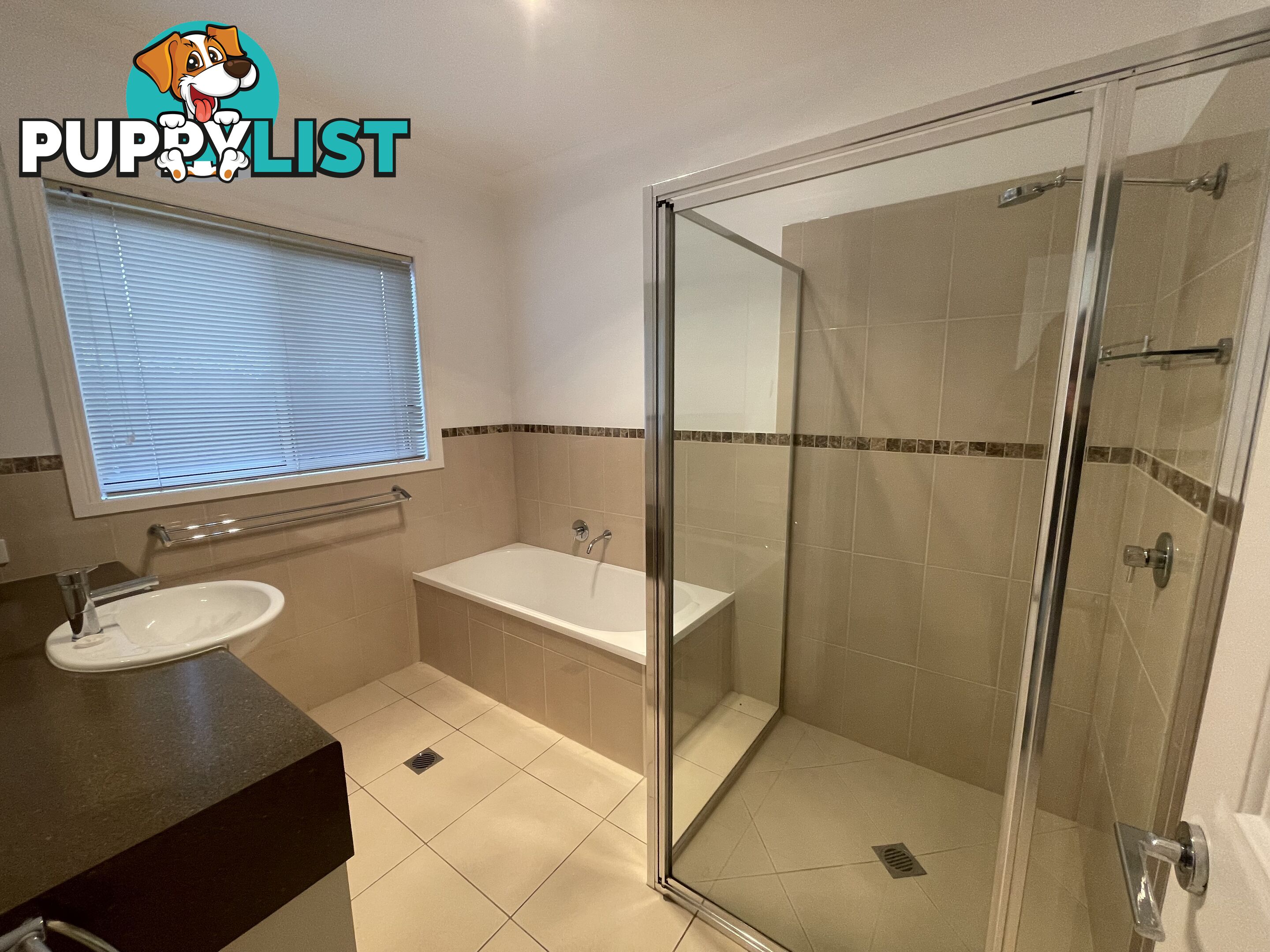 5 585 Livermore Street LAVINGTON NSW 2641
