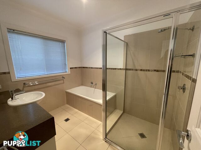 5 585 Livermore Street LAVINGTON NSW 2641