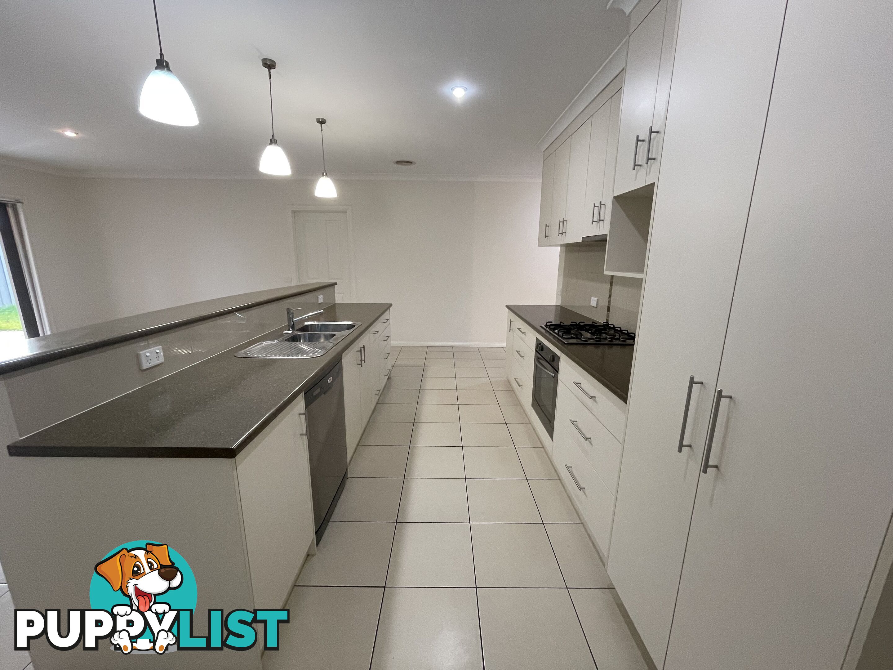 5 585 Livermore Street LAVINGTON NSW 2641