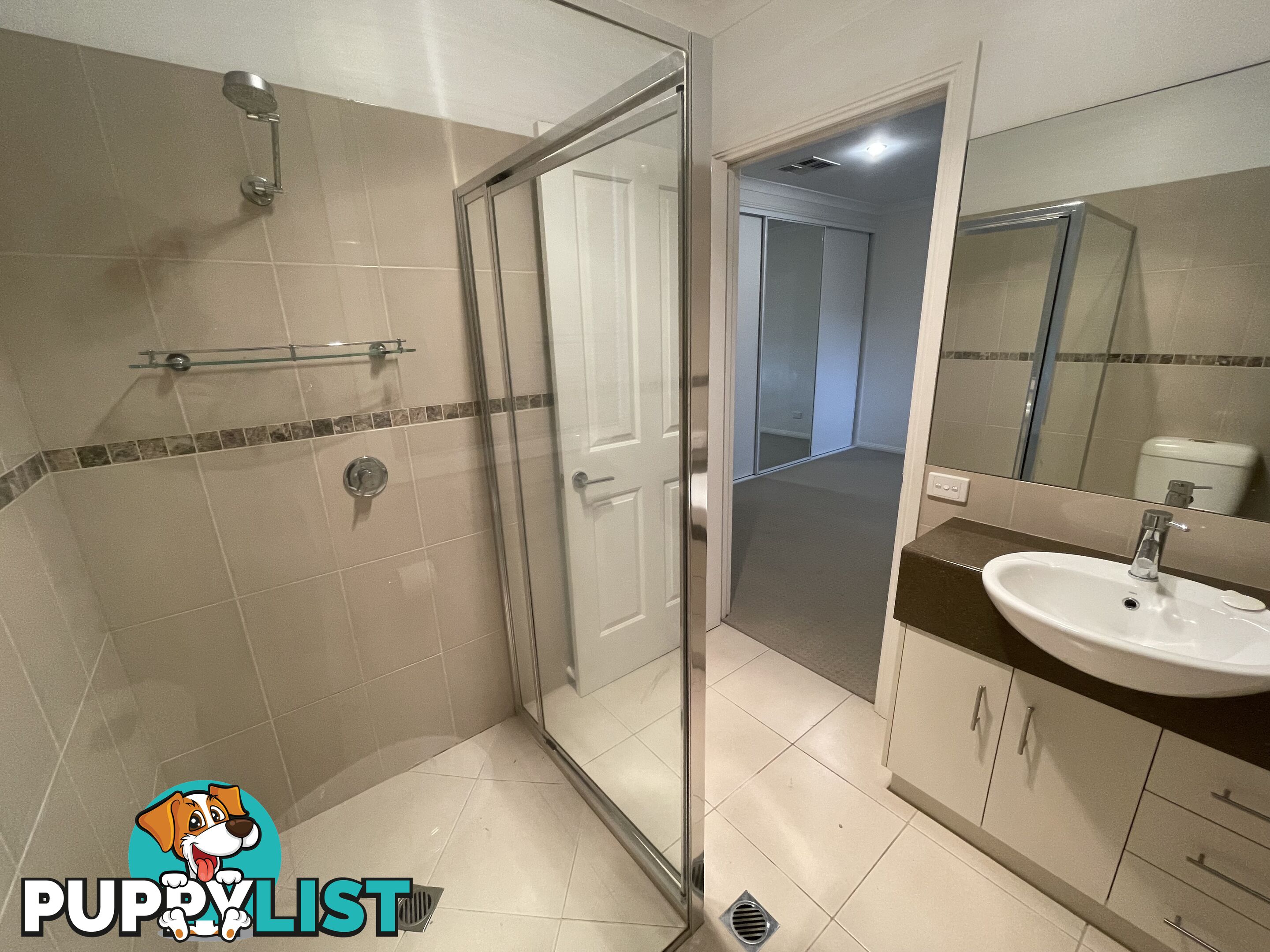 5 585 Livermore Street LAVINGTON NSW 2641