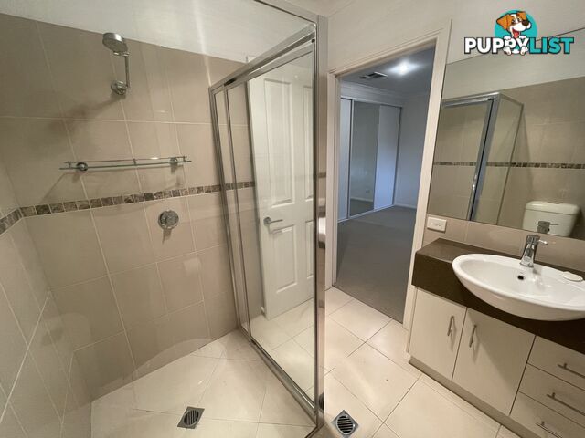 5 585 Livermore Street LAVINGTON NSW 2641