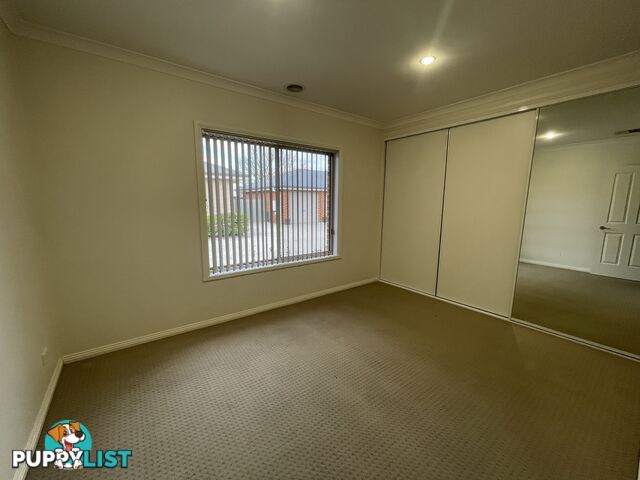 5 585 Livermore Street LAVINGTON NSW 2641